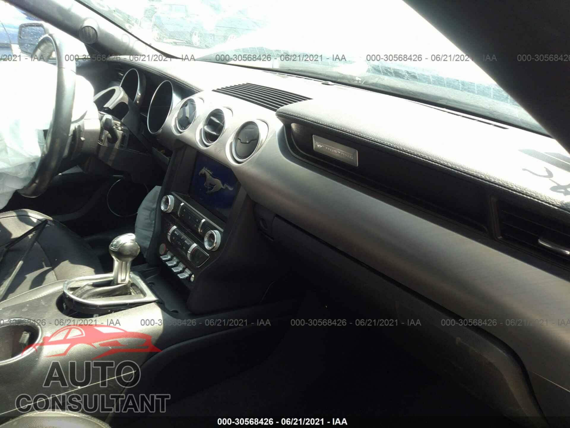 FORD MUSTANG 2018 - 1FATP8UH3J5155482