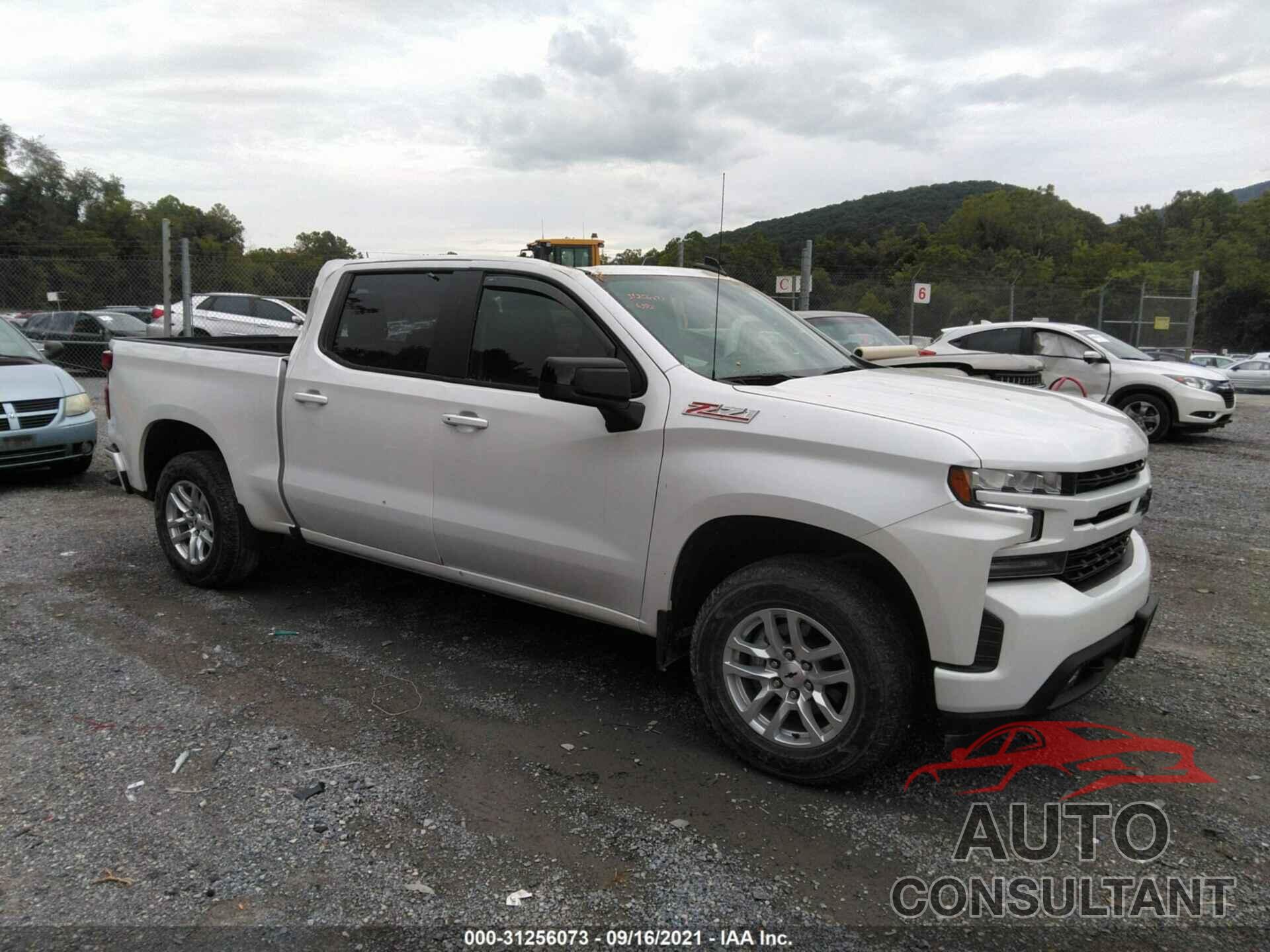 CHEVROLET SILVERADO 1500 2021 - 1GCUYEED5MZ176594