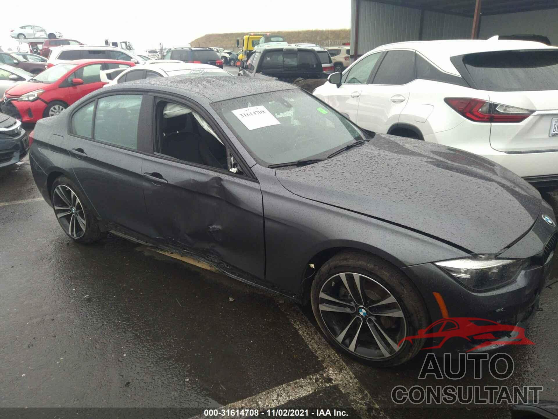 BMW 3 SERIES 2018 - WBA8B9C56JEE80803