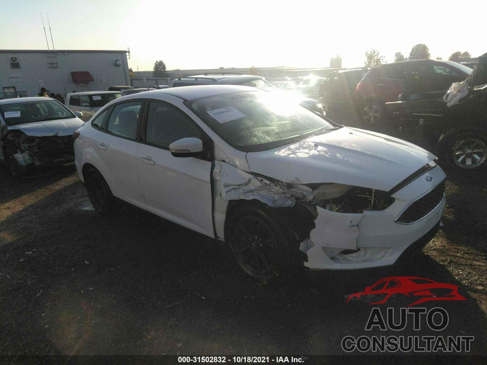 FORD FOCUS 2018 - 1FADP3F20JL318018