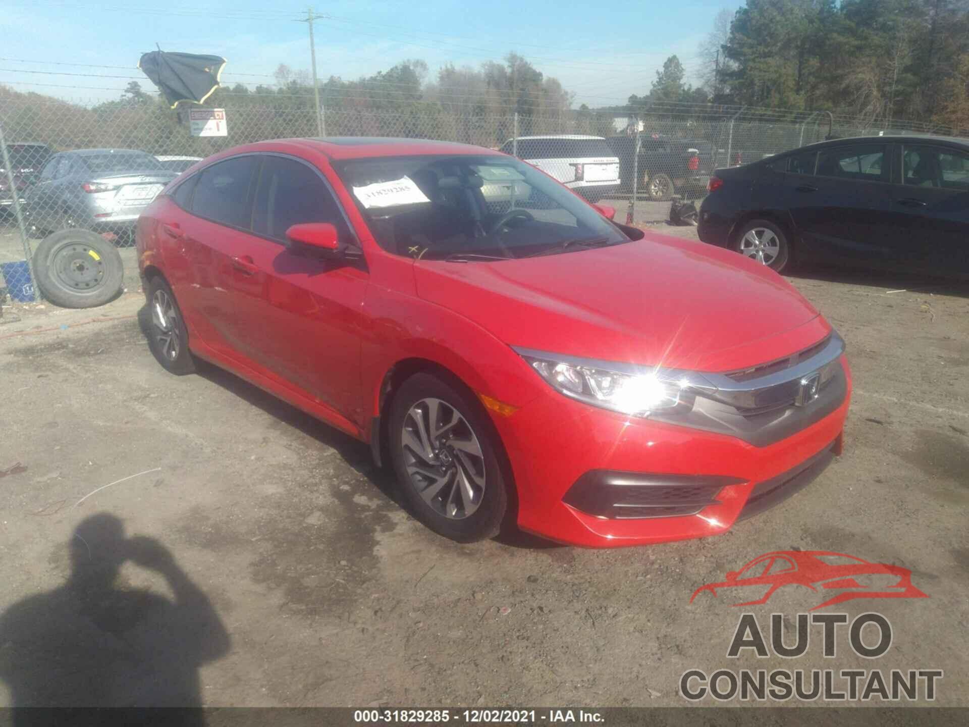 HONDA CIVIC SEDAN 2018 - 2HGFC2F72JH546251