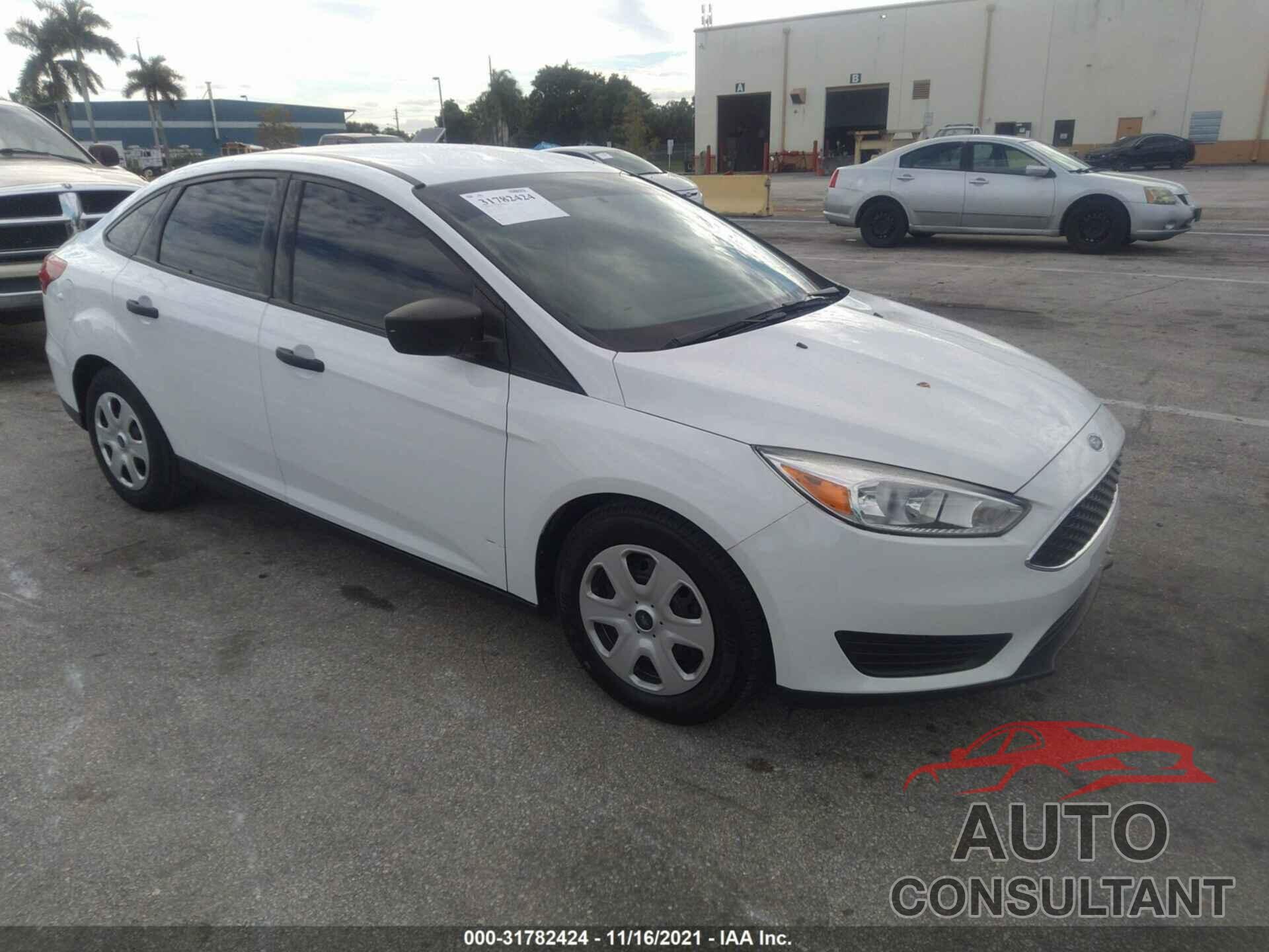 FORD FOCUS 2018 - 1FADP3E20JL226912