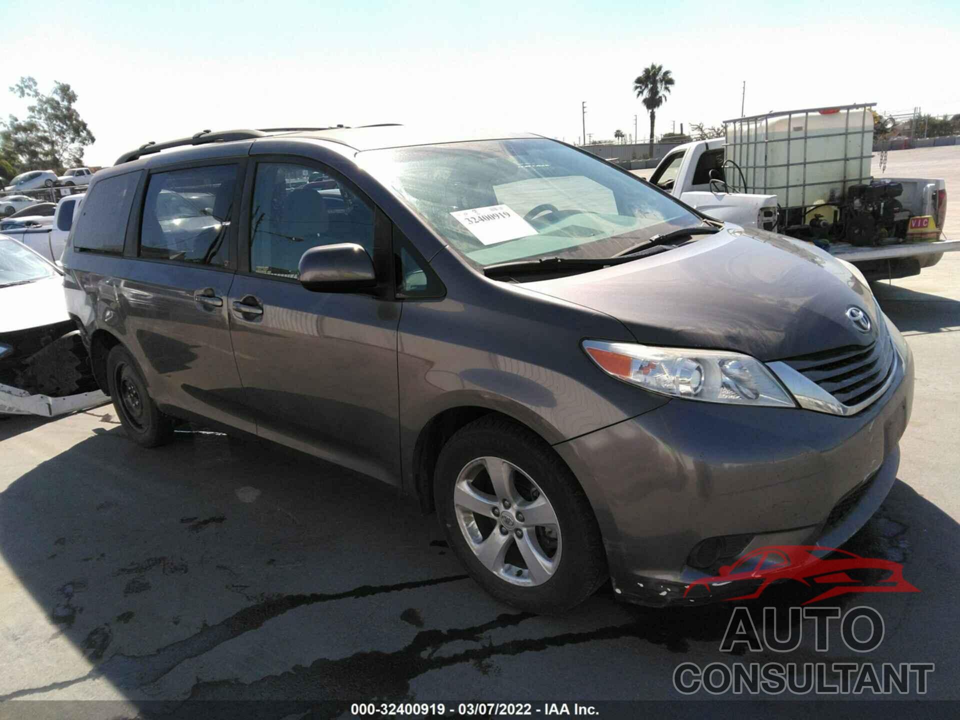 TOYOTA SIENNA 2017 - 5TDKZ3DC2HS819699