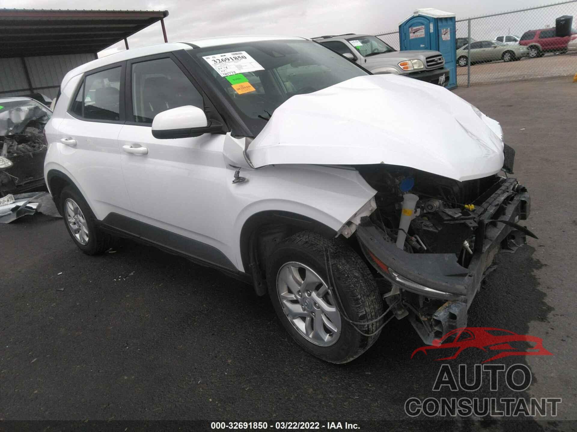 HYUNDAI VENUE 2021 - KMHRB8A32MU120109