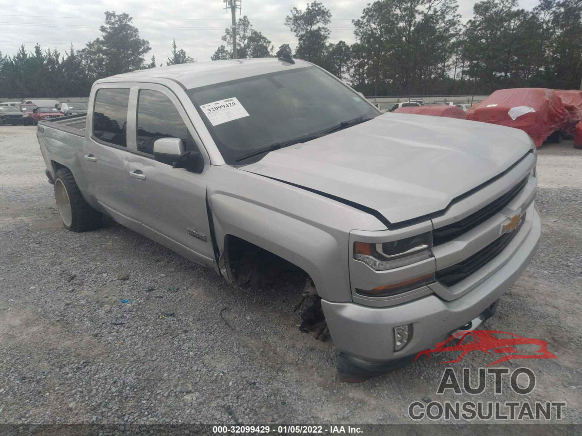 CHEVROLET SILVERADO 1500 2018 - 3GCUKREC4JG517883