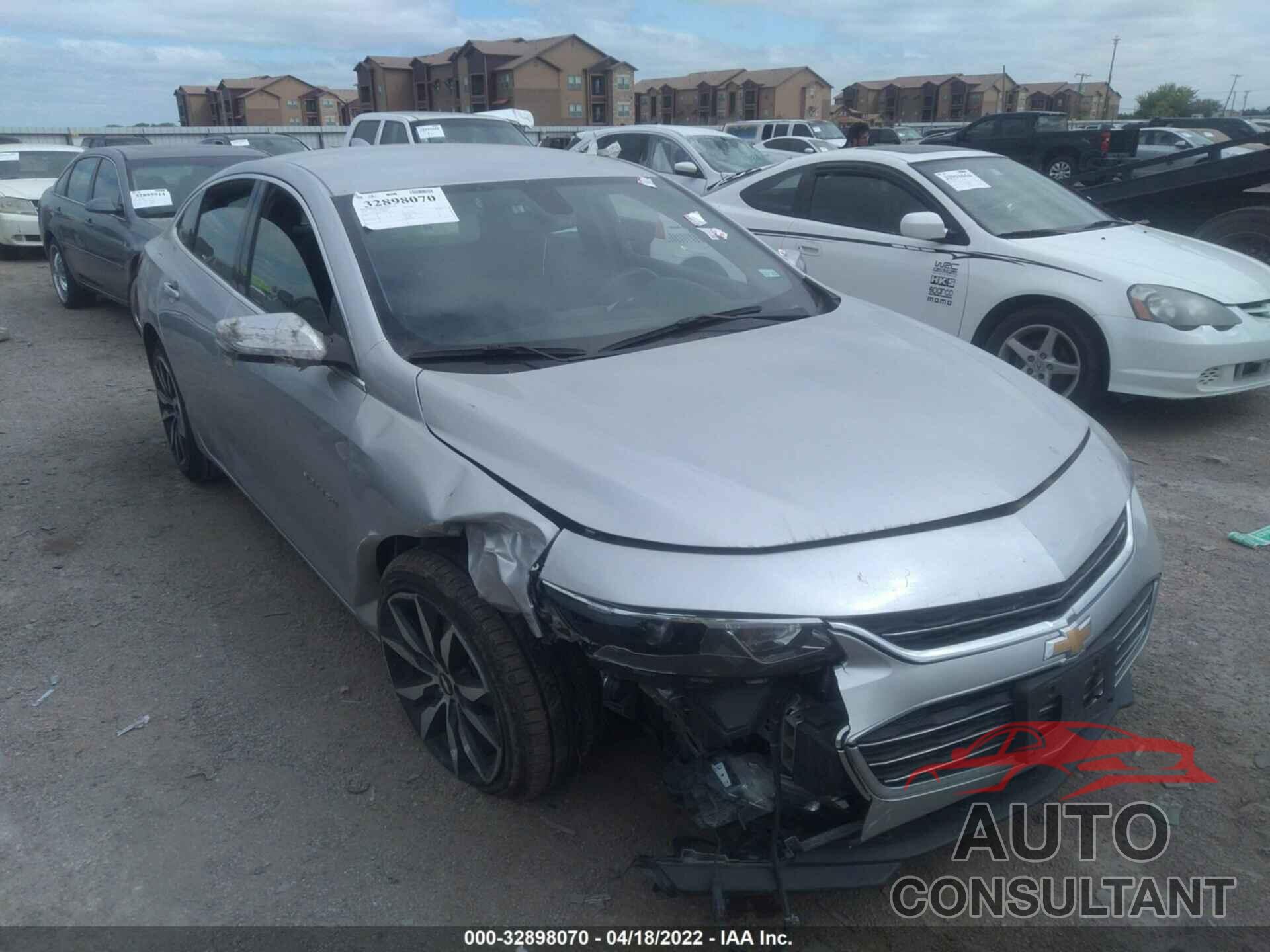 CHEVROLET MALIBU 2018 - 1G1ZD5STXJF290058