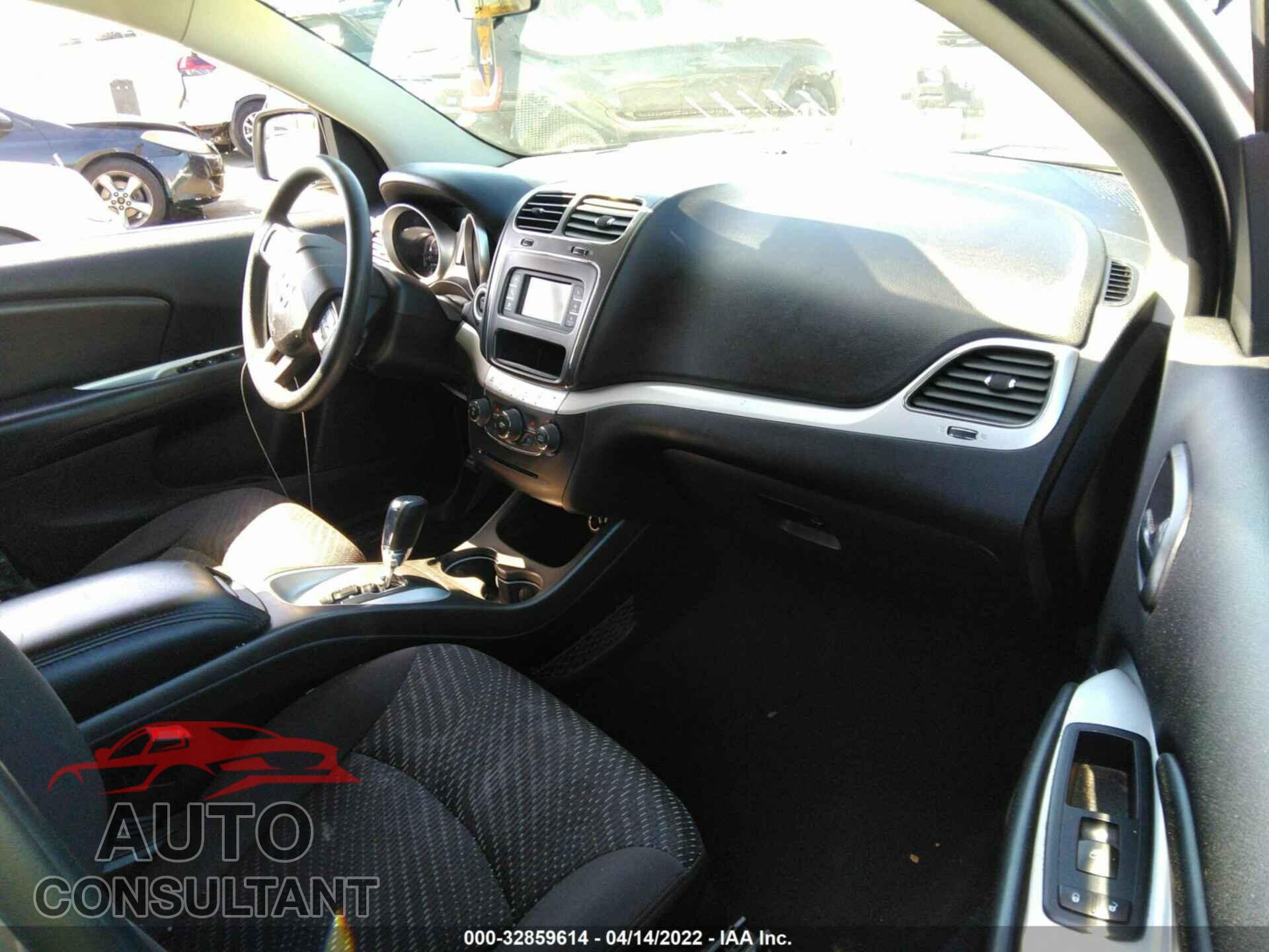 DODGE JOURNEY 2017 - 3C4PDCBGXHT589023
