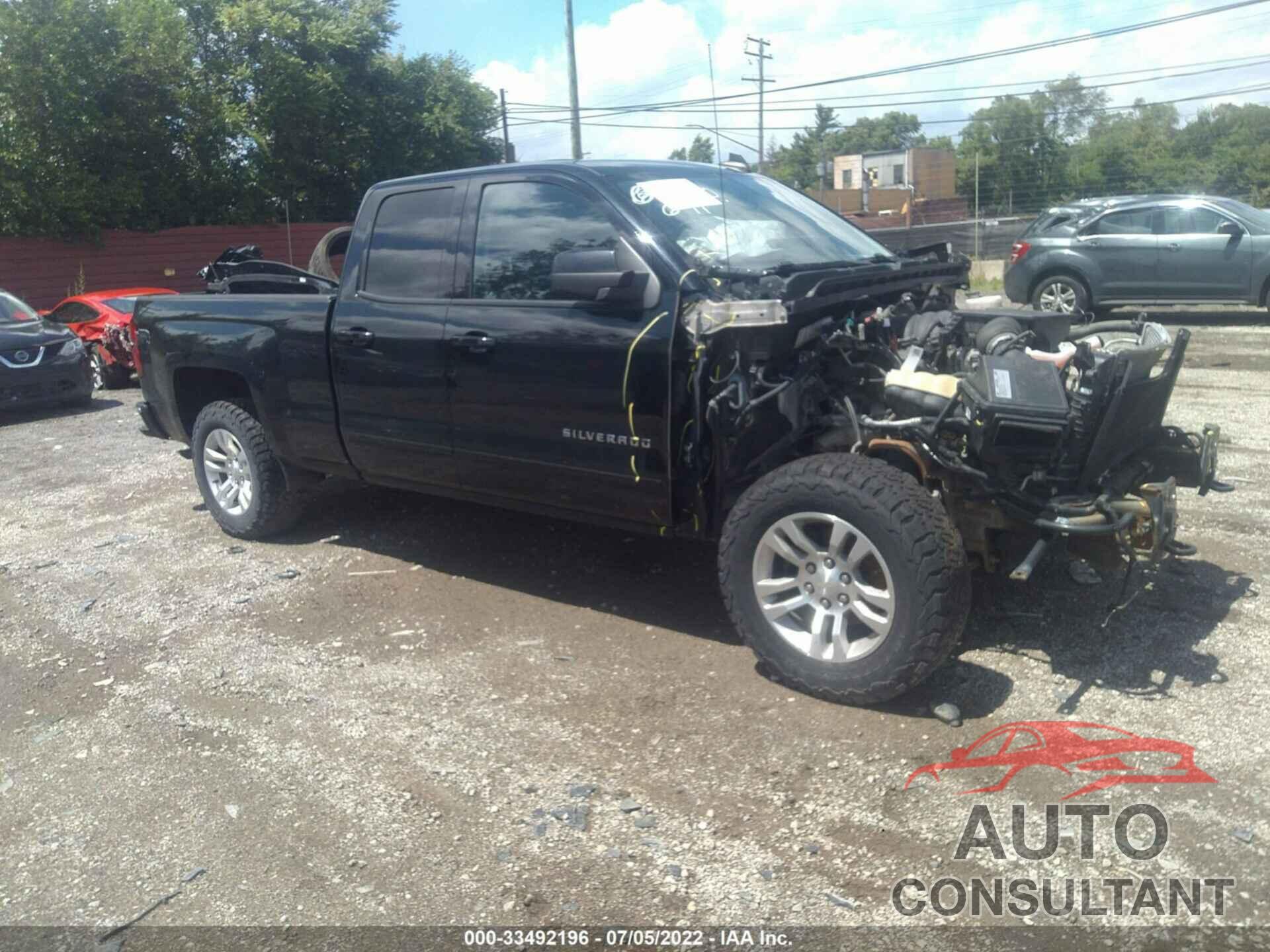 CHEVROLET SILVERADO 1500 2017 - 1GCVKREH8HZ330060