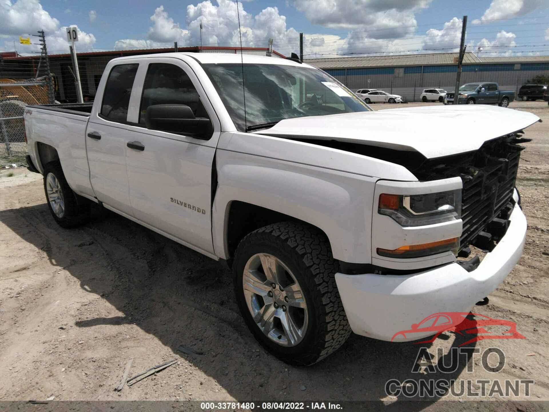 CHEVROLET SILVERADO 1500 2018 - 1GCVKPEC7JZ230305