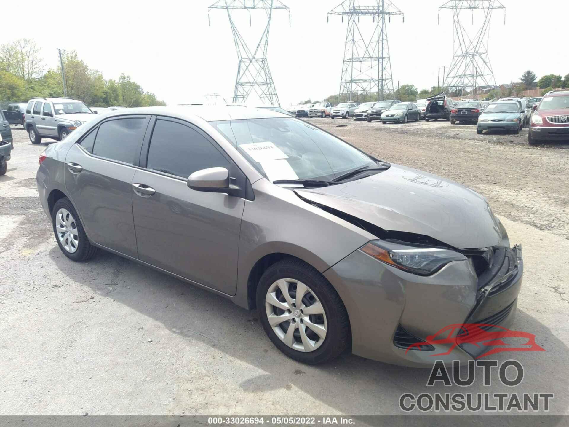 TOYOTA COROLLA 2018 - 2T1BURHE2JC064601