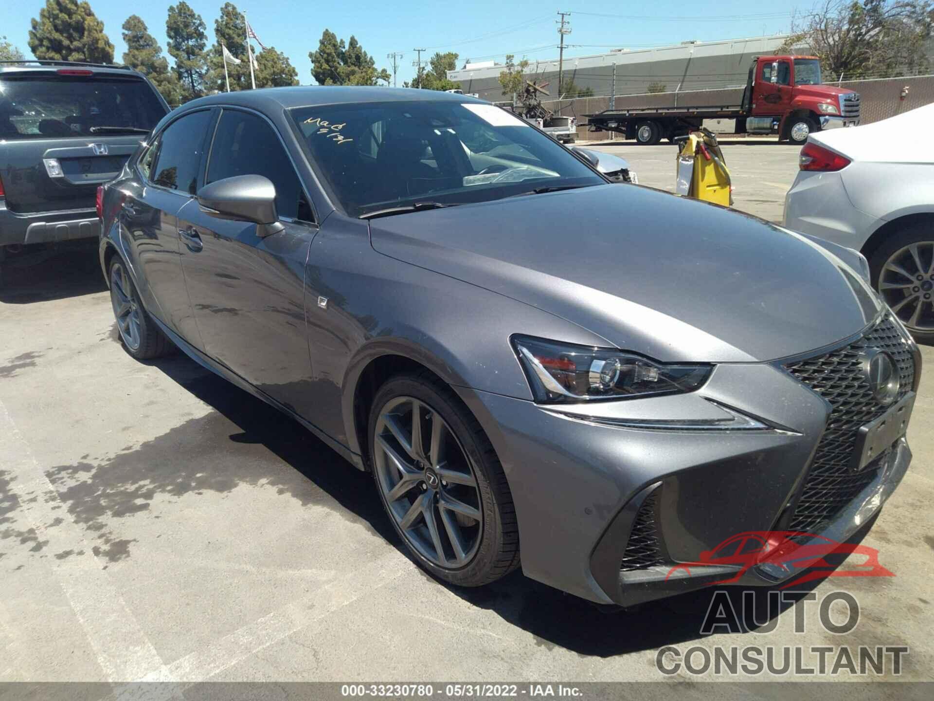 LEXUS IS 2018 - JTHBA1D2XJ5065724