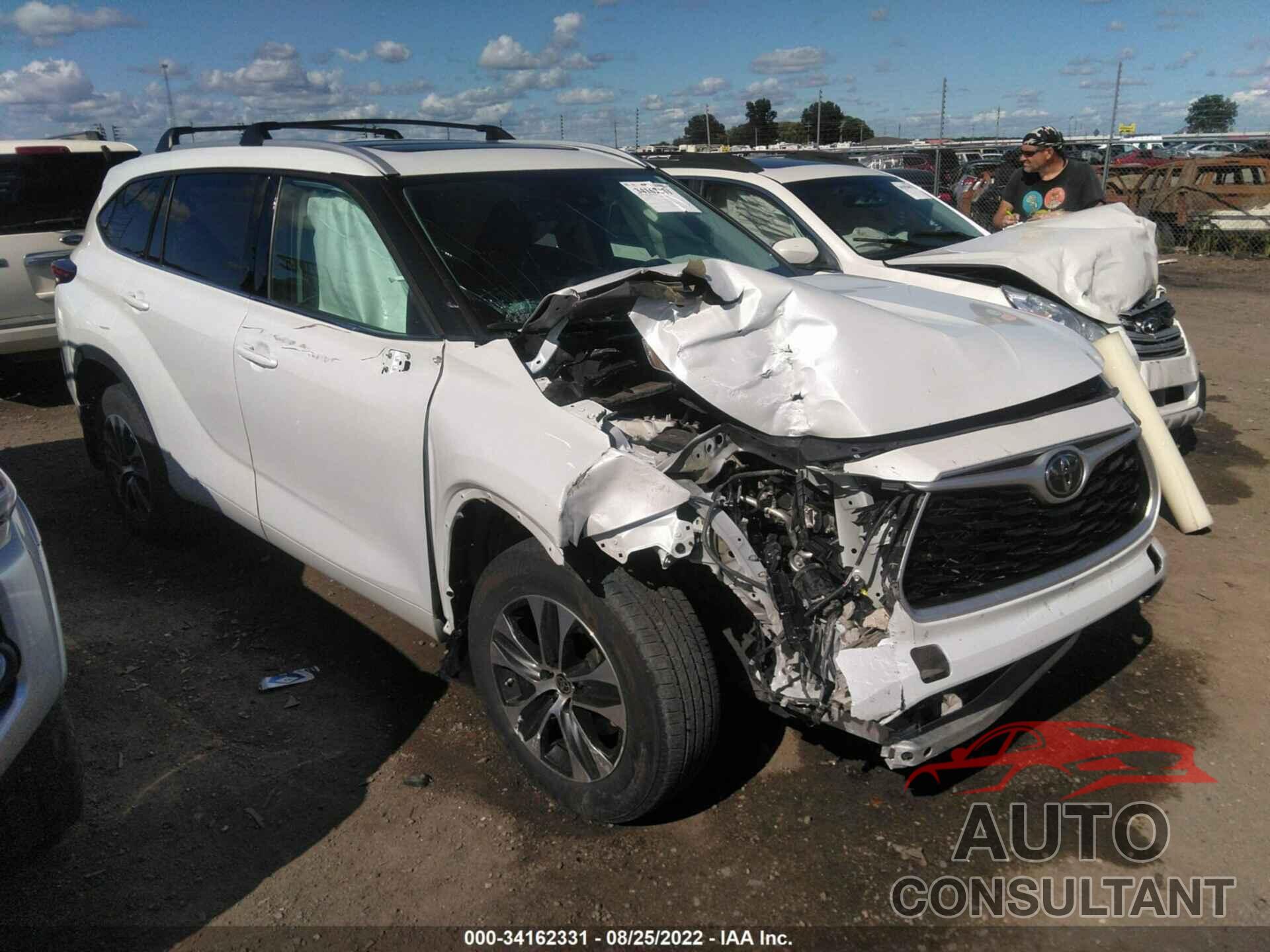 TOYOTA HIGHLANDER 2022 - 5TDGZRAH9NS092968