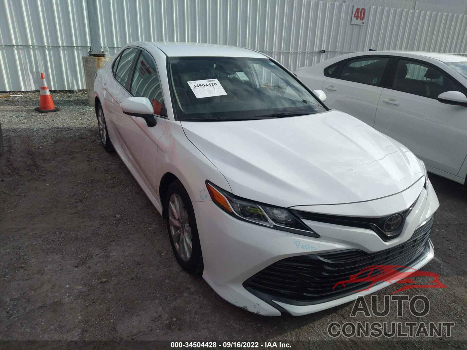 TOYOTA CAMRY 2020 - 4T1C11AK5LU360003