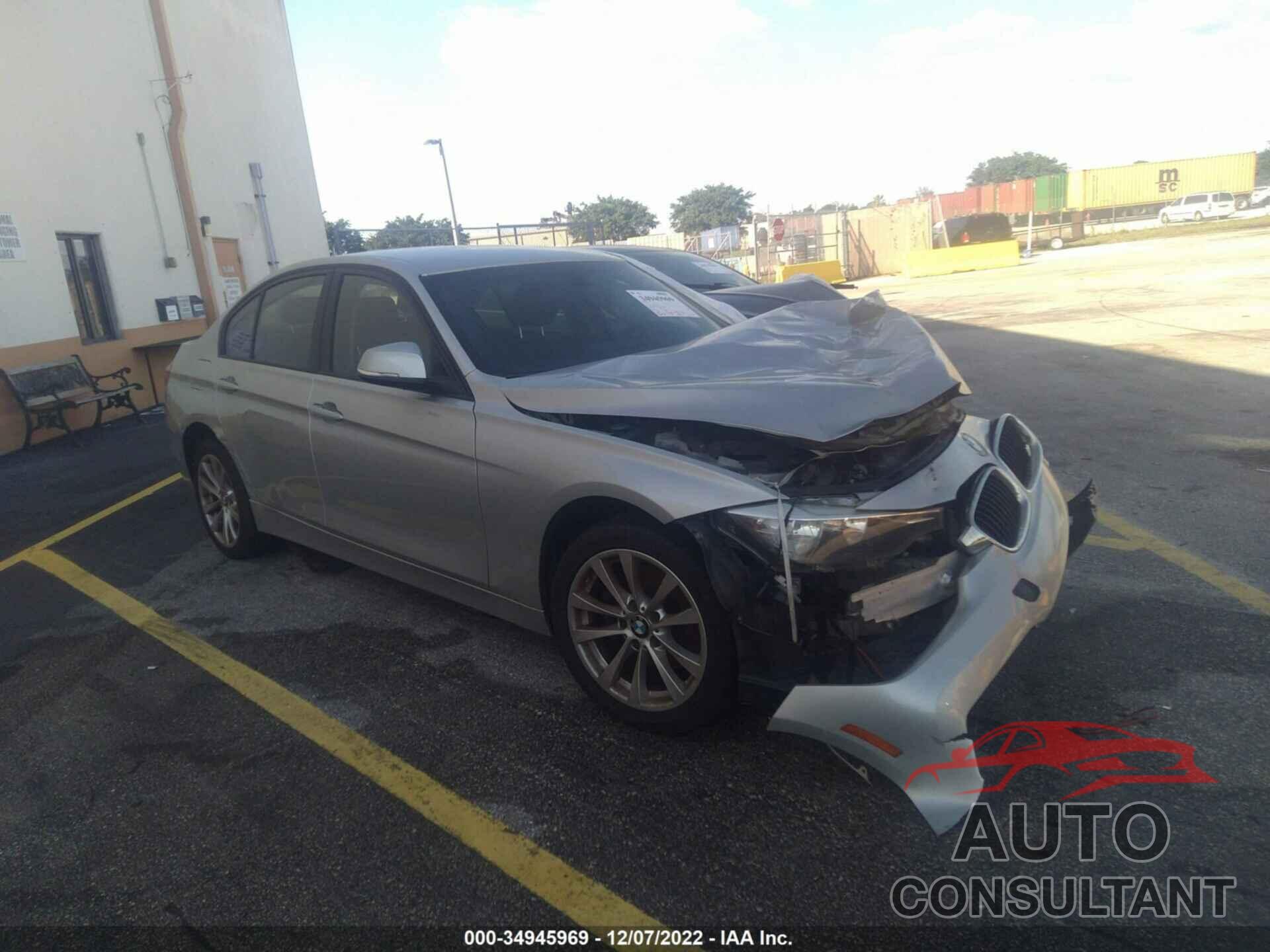 BMW 3 SERIES 2016 - WBA8E1G5XGNU11007