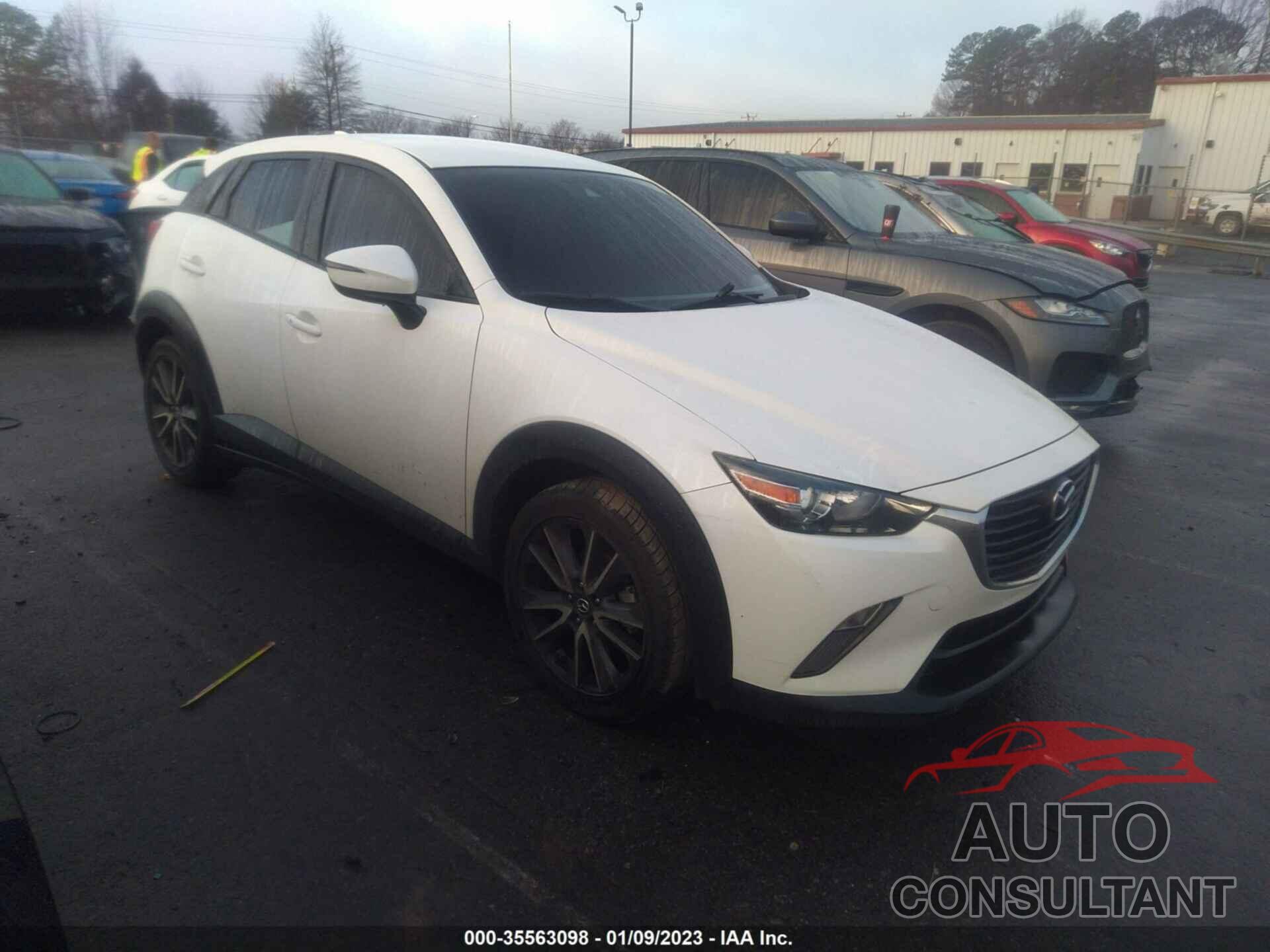 MAZDA CX-3 2018 - JM1DKDC7XJ0326322