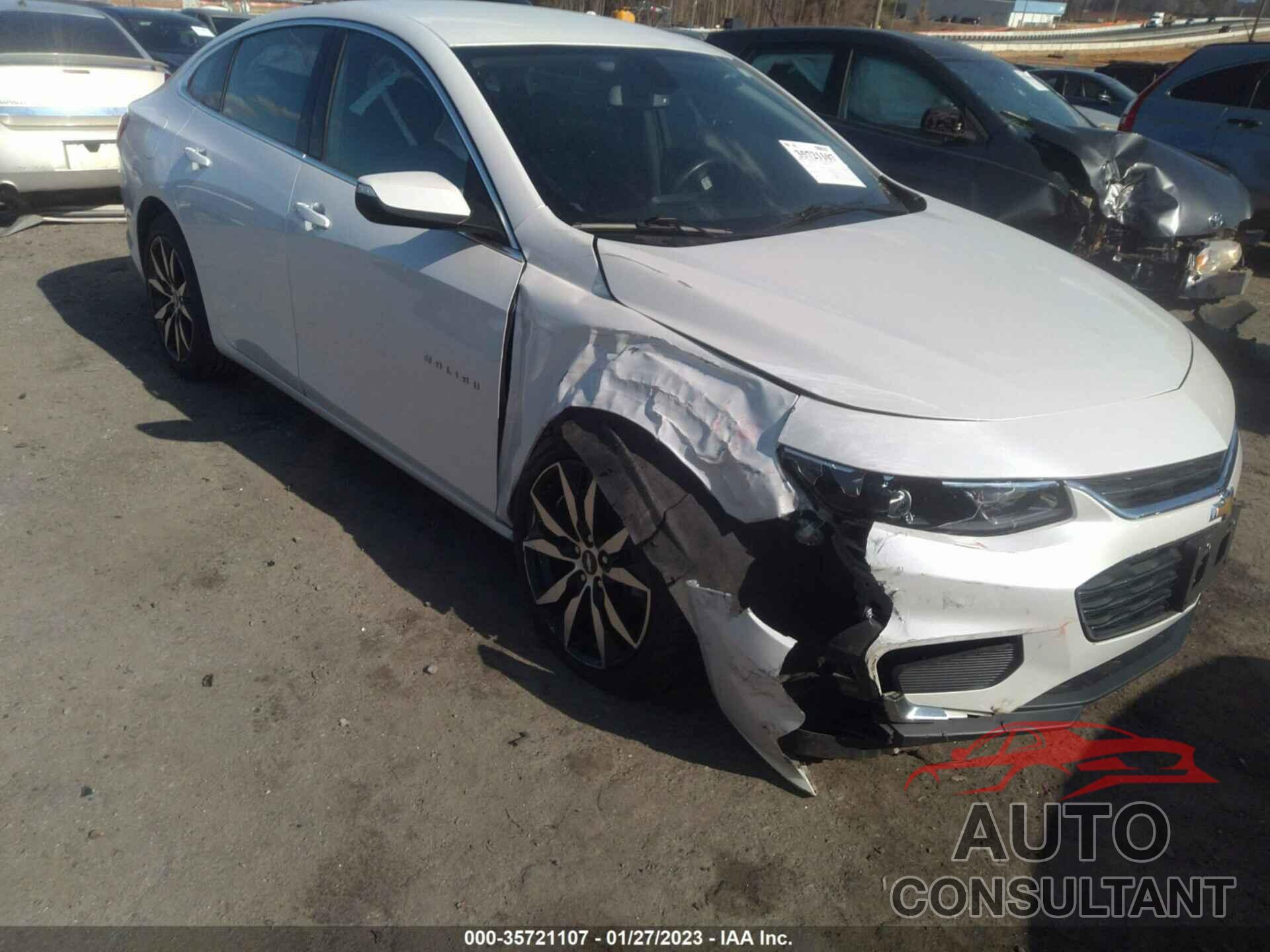 CHEVROLET MALIBU 2018 - 1G1ZD5ST5JF264385
