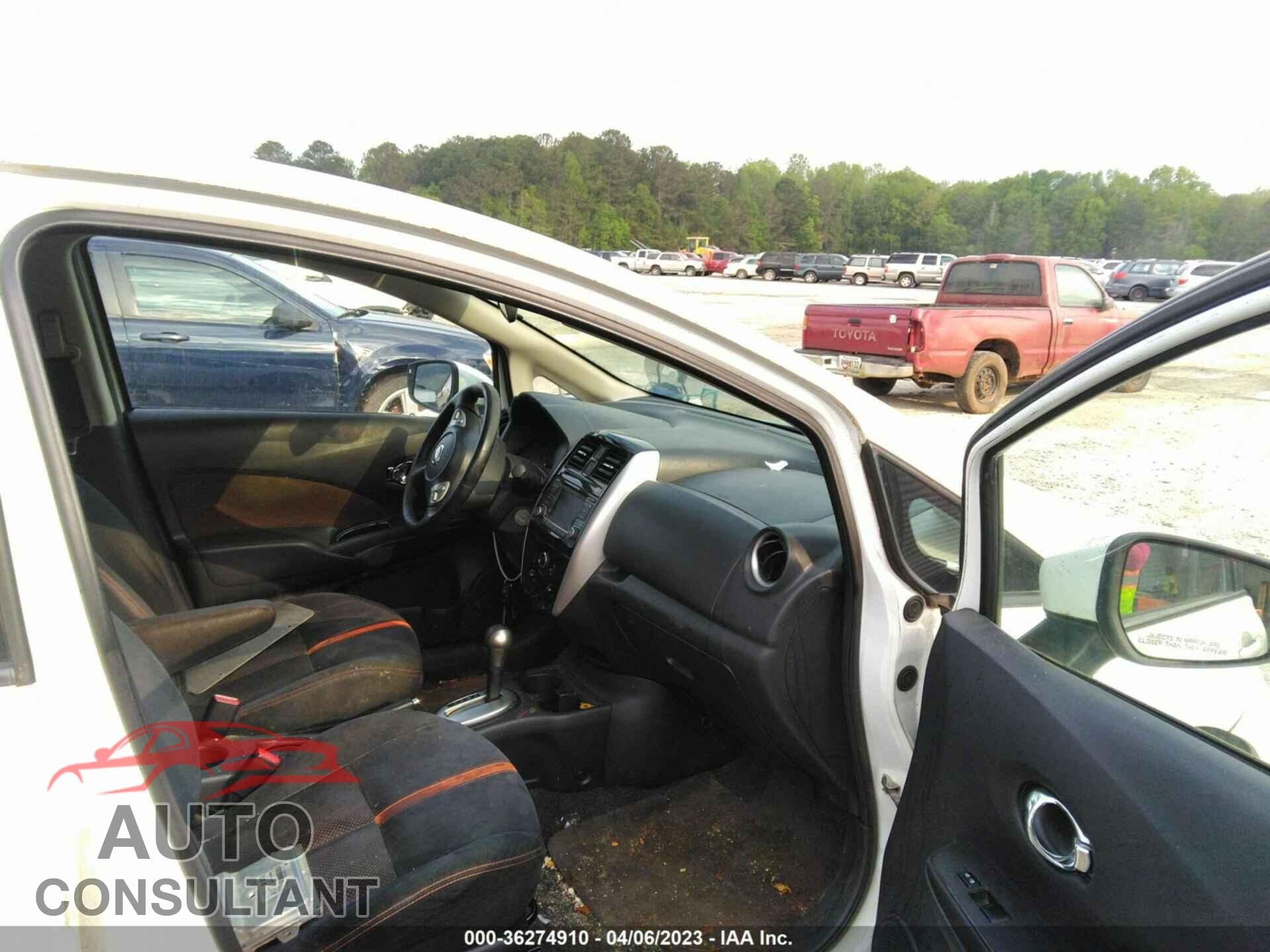 NISSAN VERSA NOTE 2015 - 3N1CE2CP8FL386779