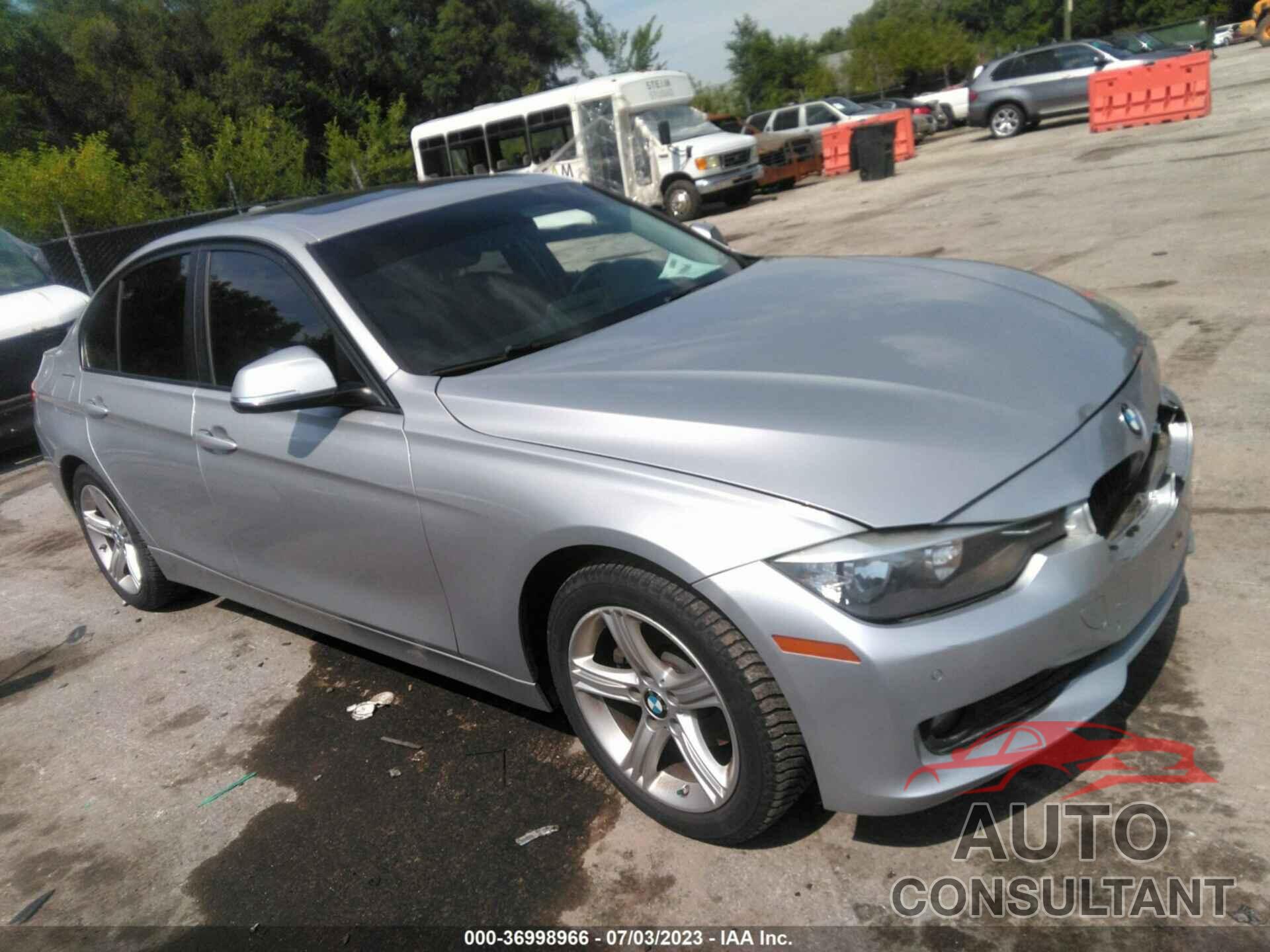 BMW 328I 2015 - WBA3B3C51FF548494