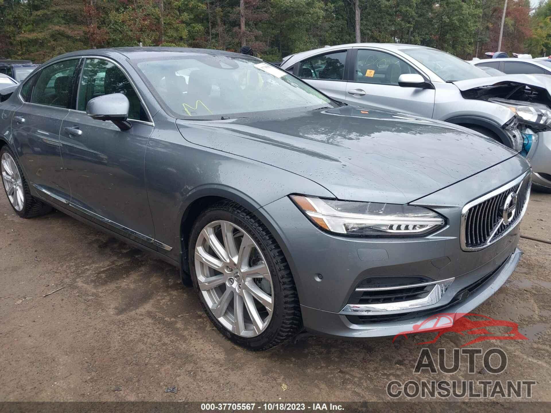 VOLVO S90 HYBRID 2018 - LVYBR0AL8JP047012