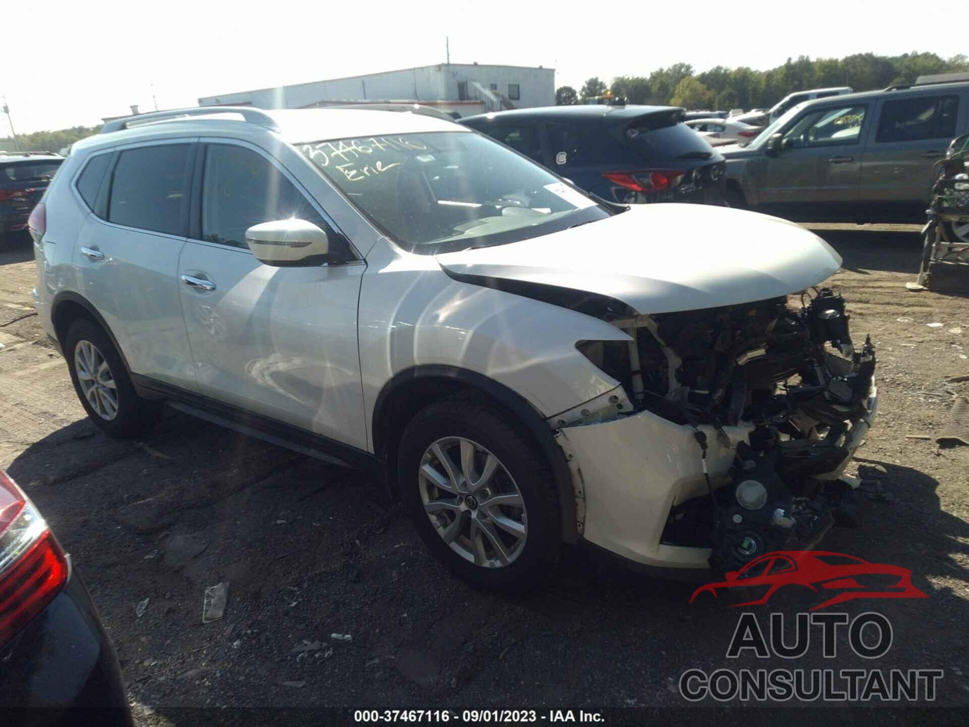 NISSAN ROGUE 2018 - 5N1AT2MV7JC813375