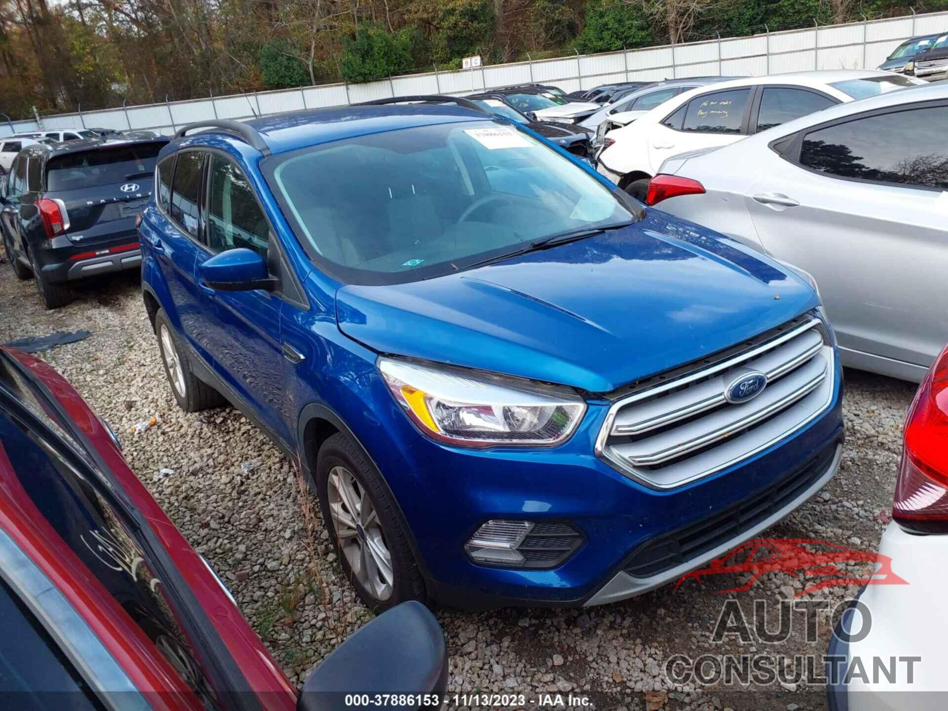 FORD ESCAPE 2018 - 1FMCU0GD3JUD23054