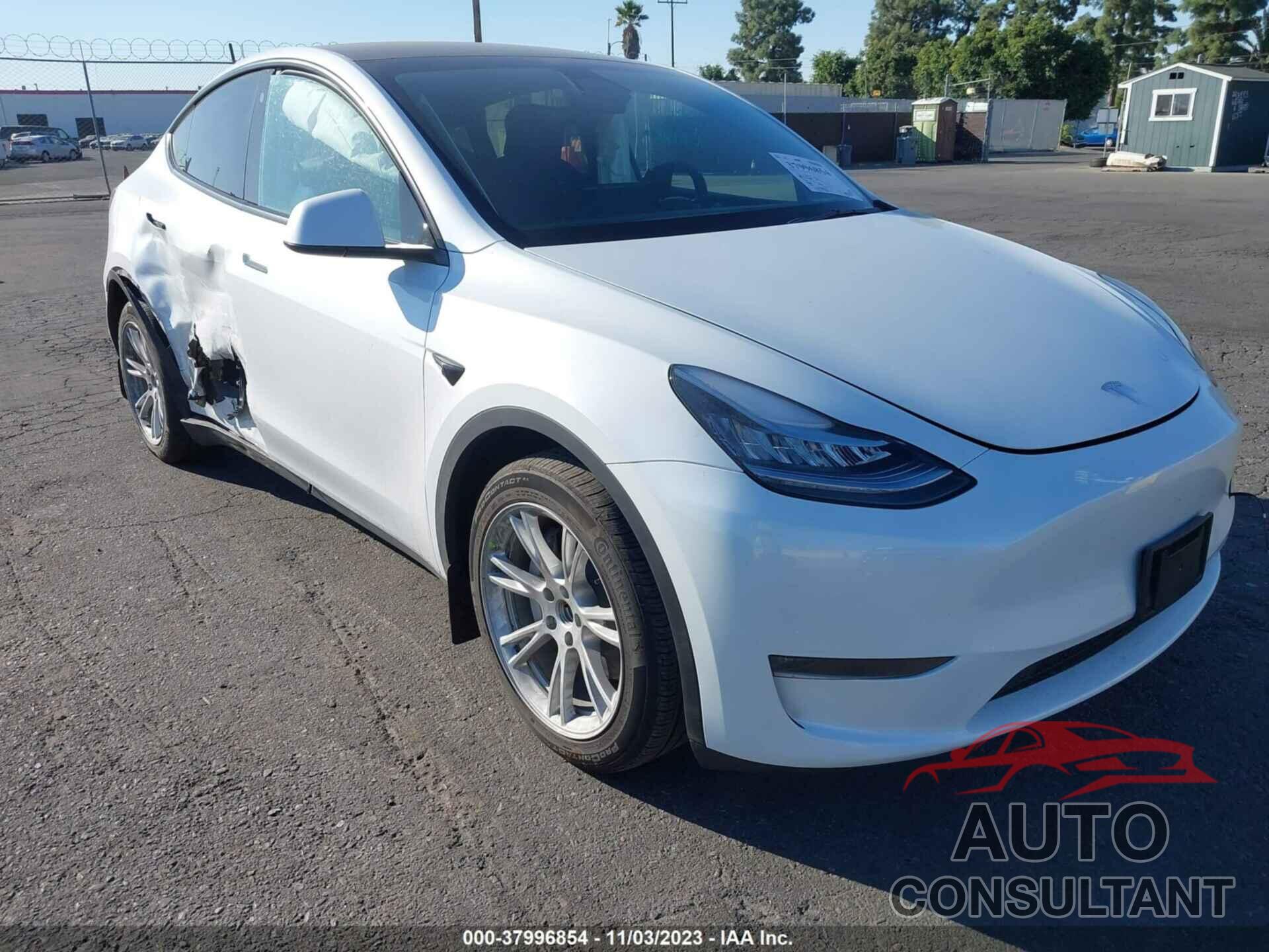 TESLA MODEL Y 2023 - 7SAYGDEE6PA053159