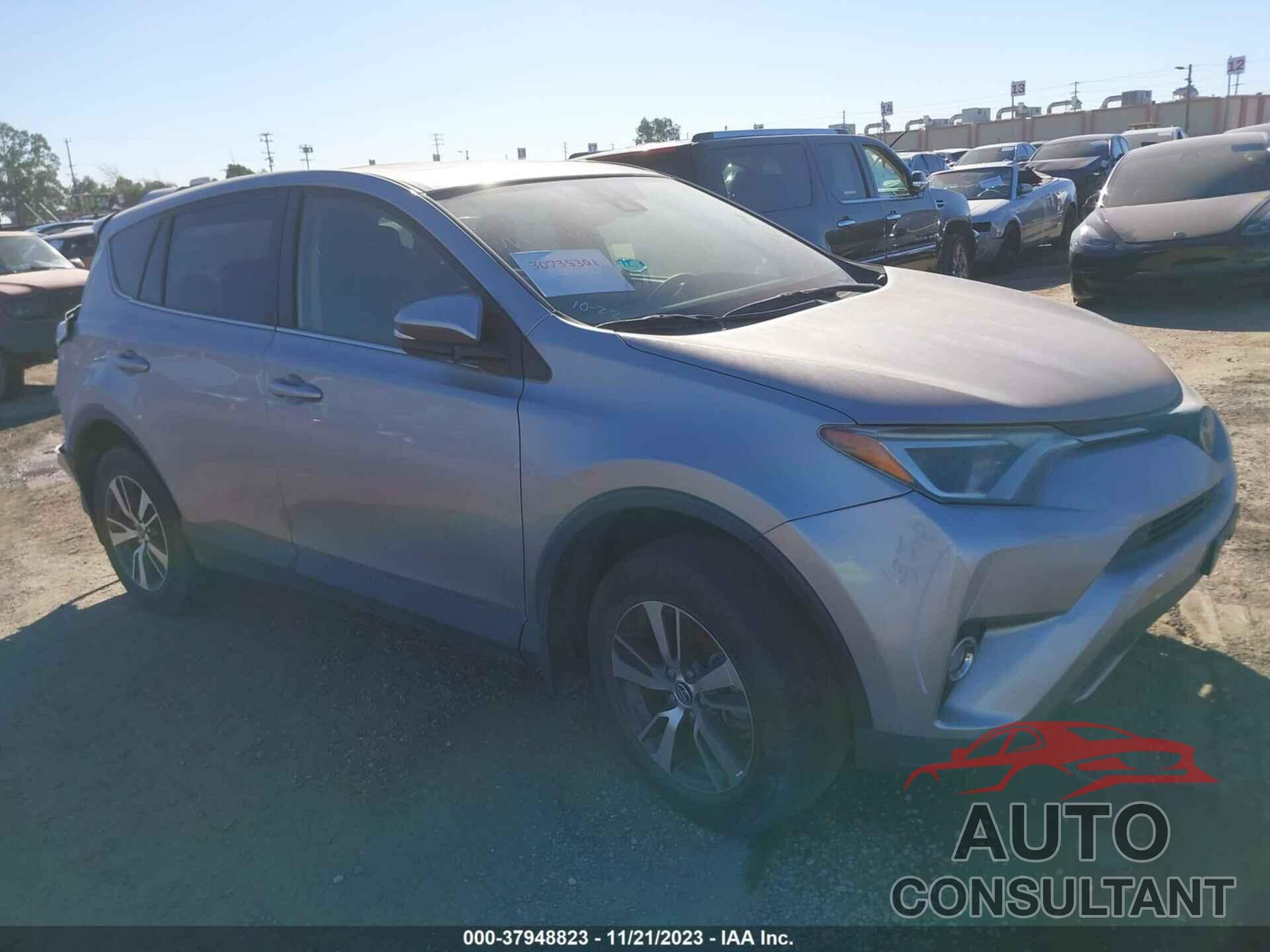 TOYOTA RAV4 2018 - JTMWFREV1JD118635