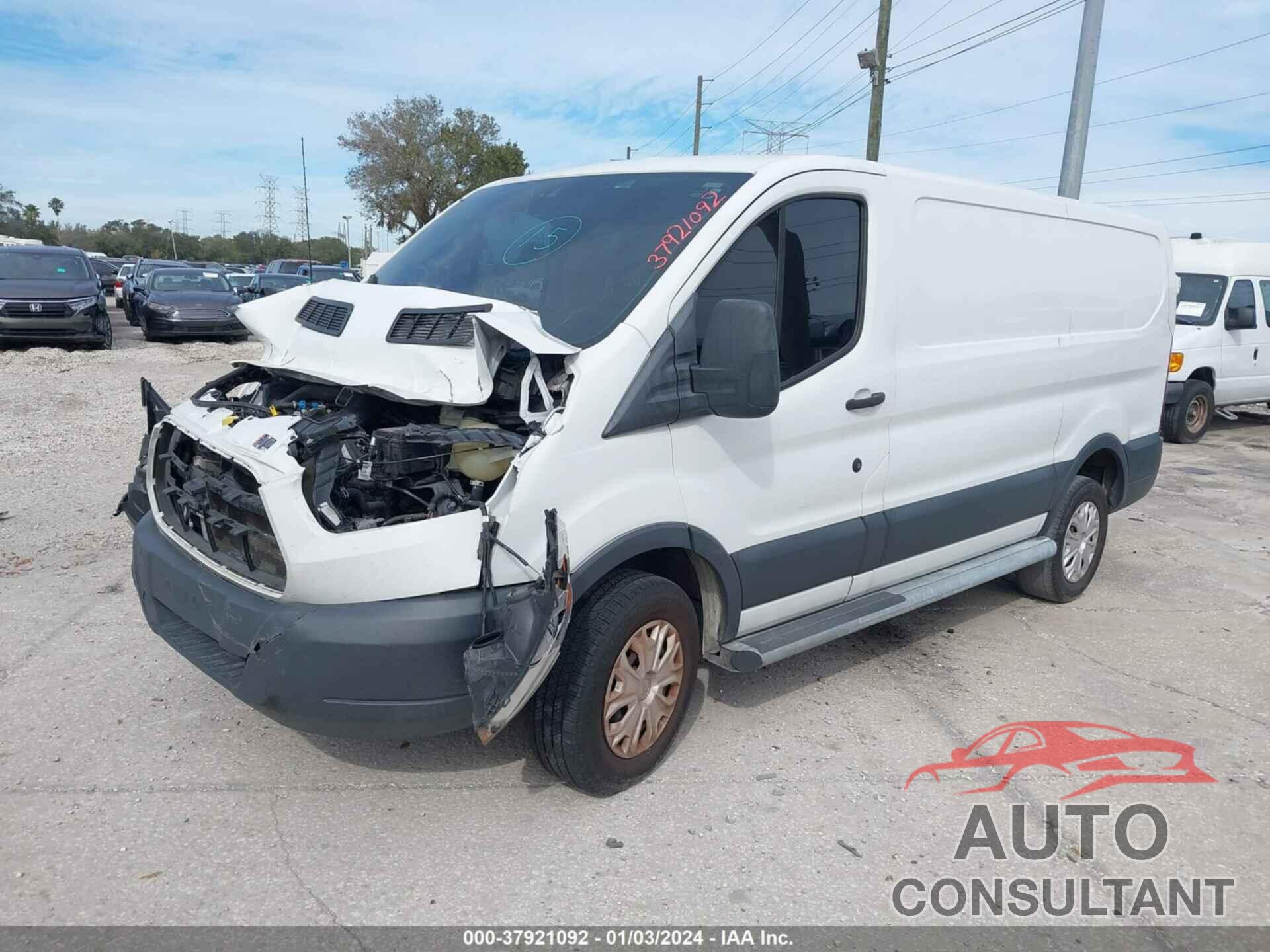 FORD TRANSIT 2018 - 1FTYR1YM1JKB32941