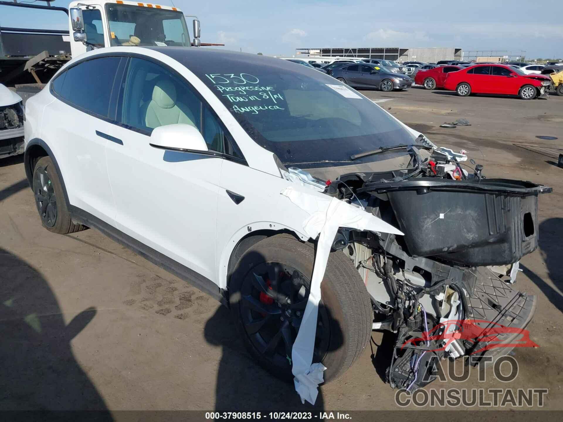 TESLA MODEL X 2023 - 7SAXCBE64PF398262