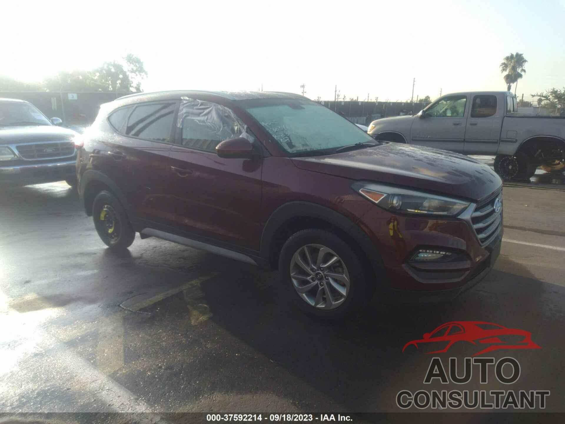 HYUNDAI TUCSON 2018 - KM8J33A46JU628410