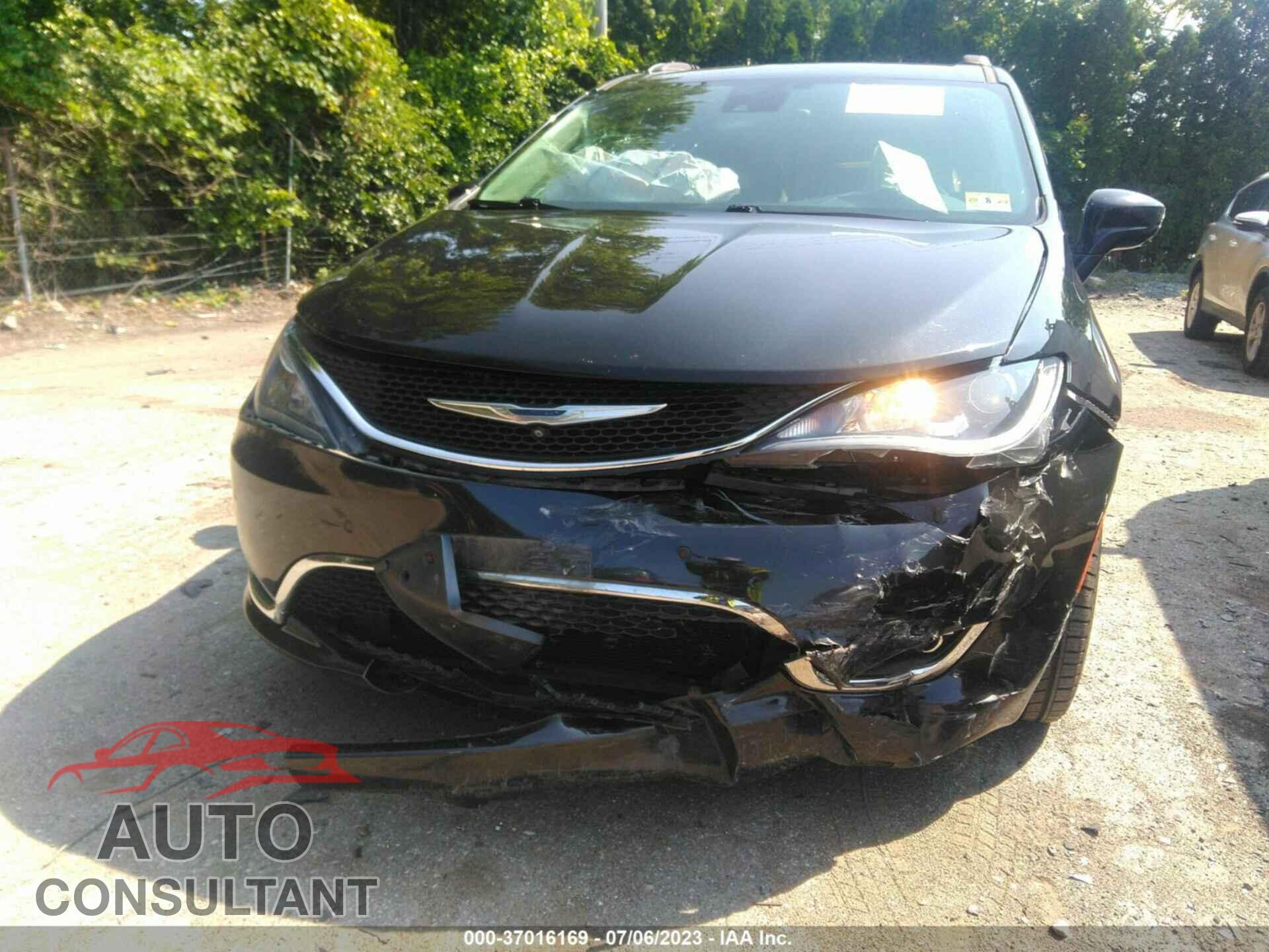 CHRYSLER PACIFICA 2017 - 2C4RC1EG7HR518439