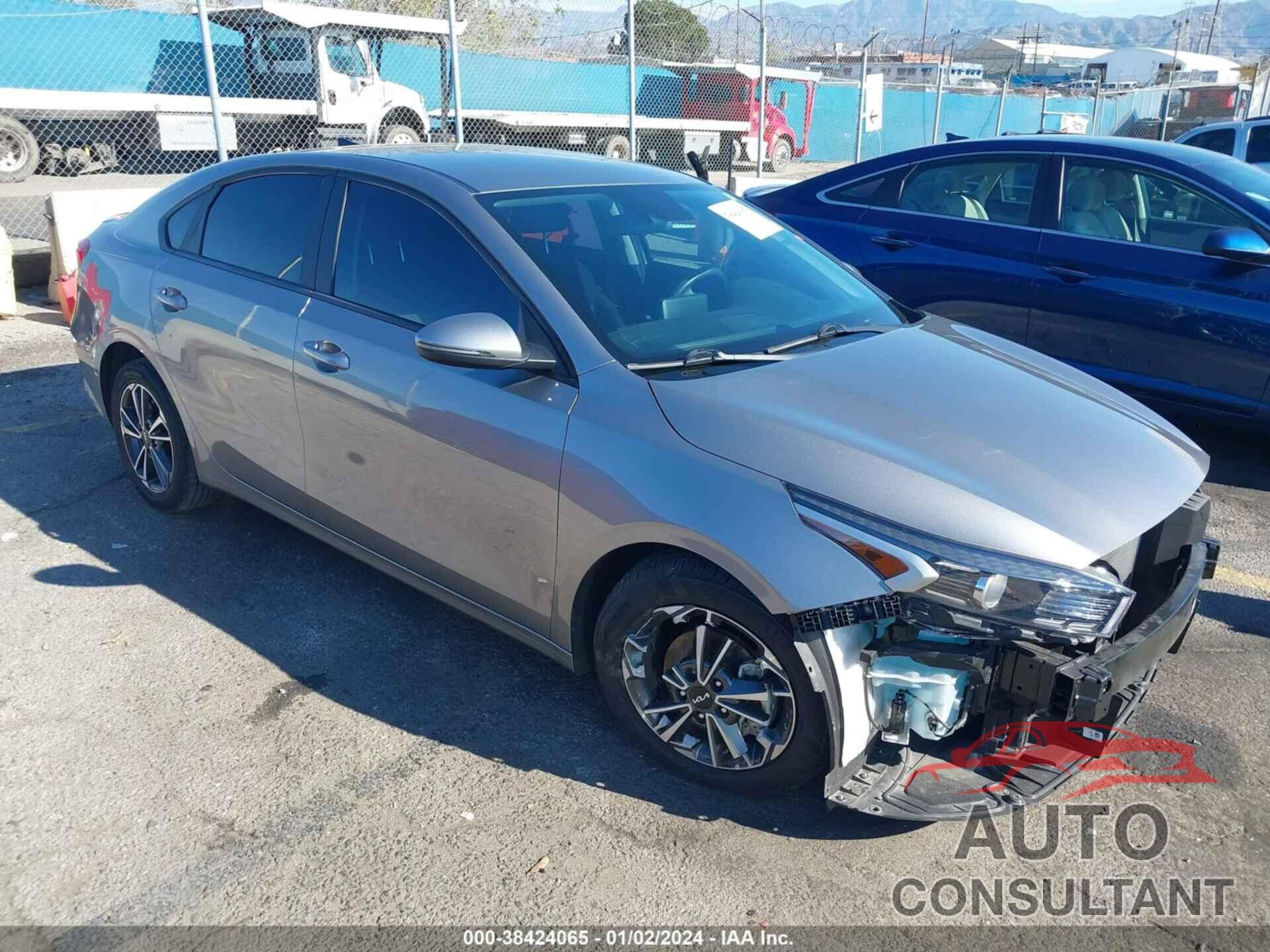 KIA FORTE 2023 - 3KPF24AD5PE560997