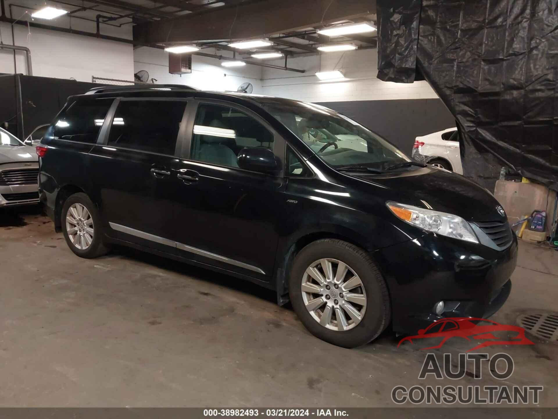 TOYOTA SIENNA 2017 - 5TDDZ3DC7HS179224