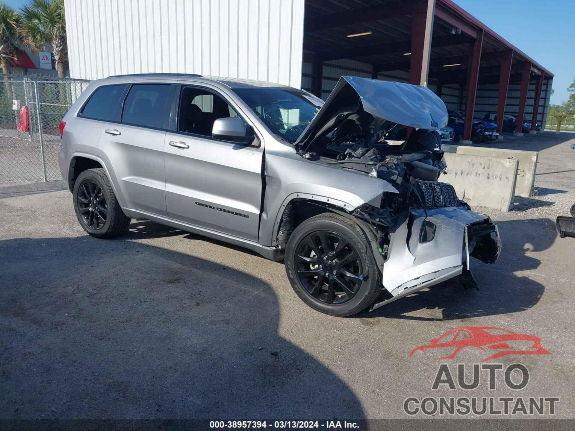 JEEP GRAND CHEROKEE 2018 - 1C4RJEAG3JC238843