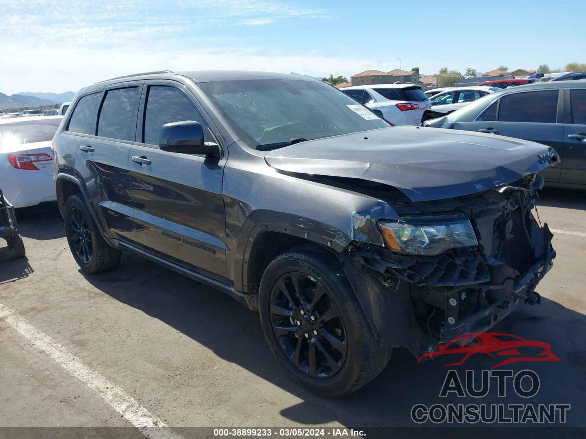 JEEP GRAND CHEROKEE 2018 - 1C4RJEAG0JC471627