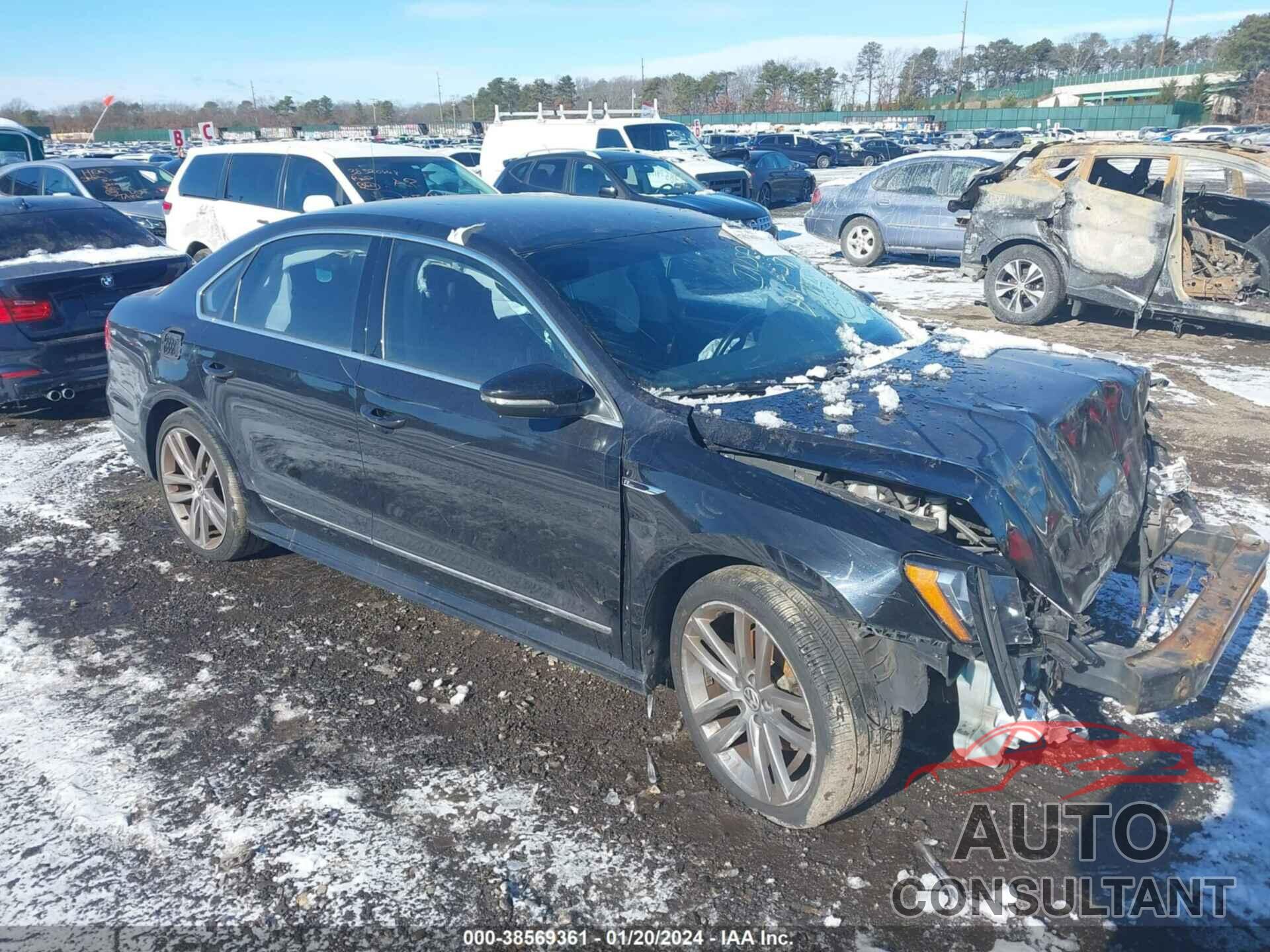 VOLKSWAGEN PASSAT 2017 - 1VWDT7A37HC044045