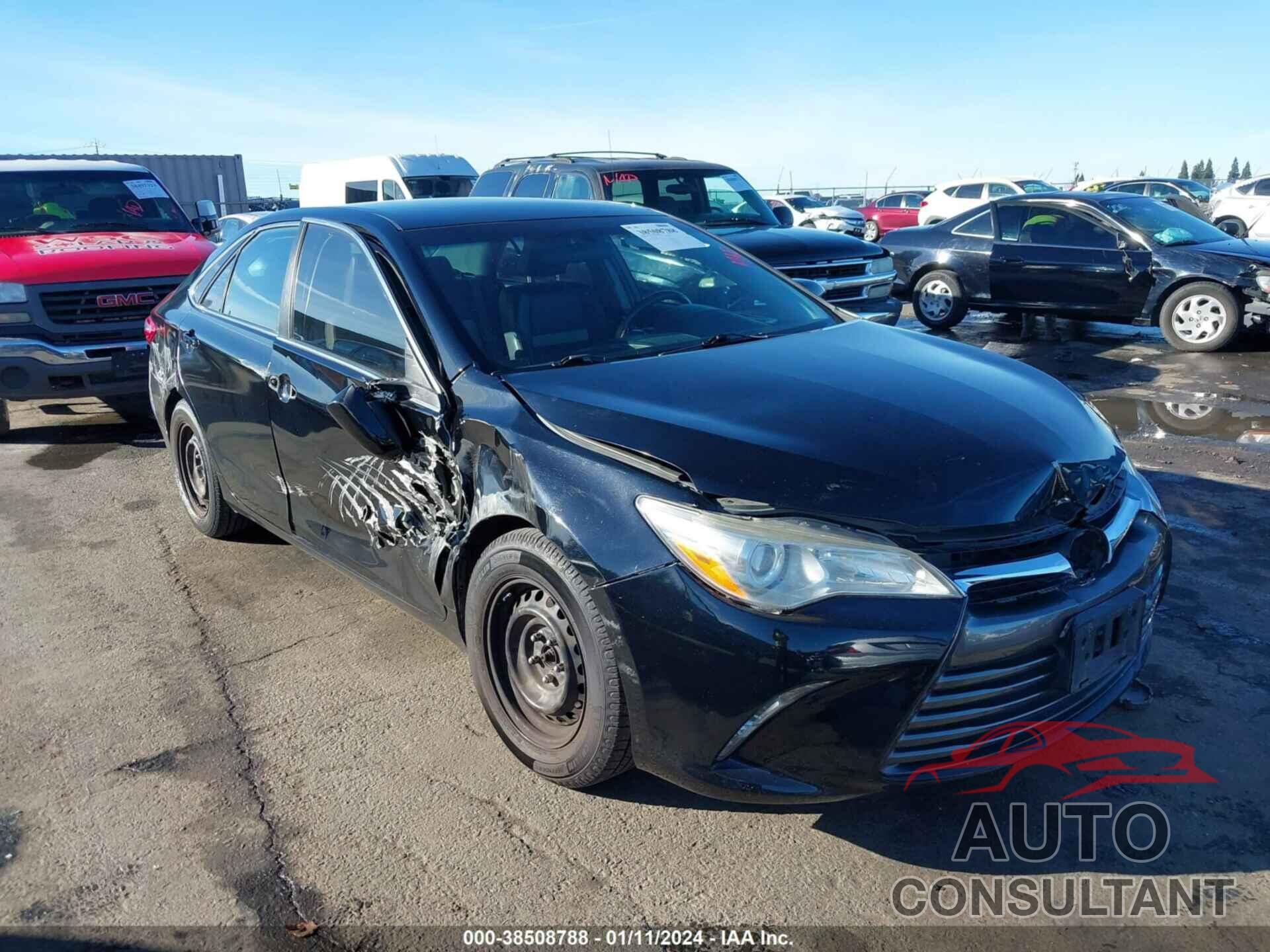 TOYOTA CAMRY 2015 - 4T4BF1FK2FR457577