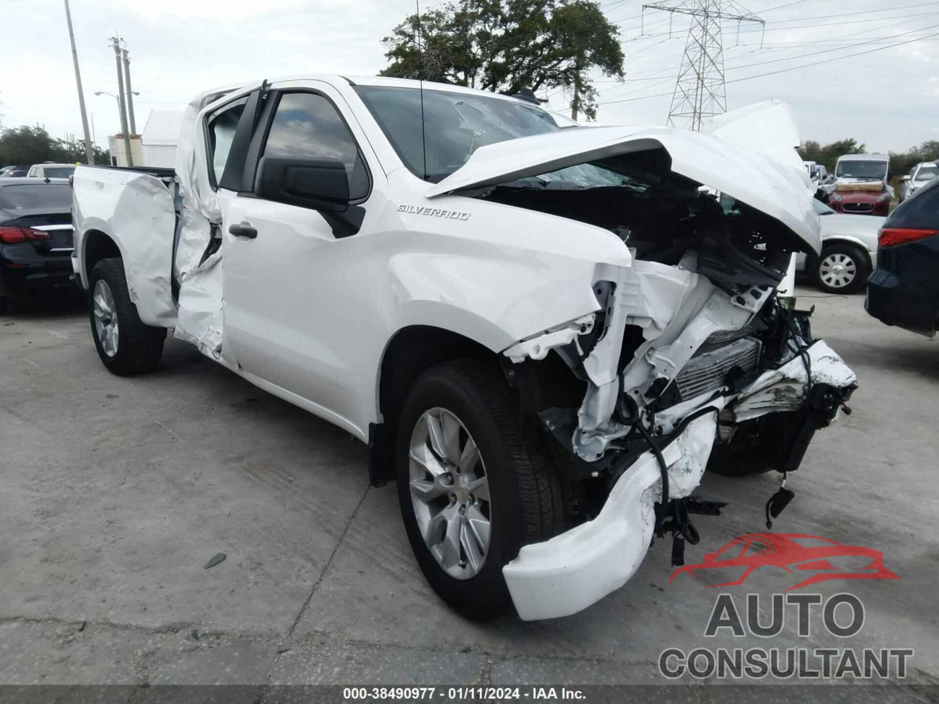 CHEVROLET SILVERADO 1500 2023 - 1GCPABEK2PZ125587