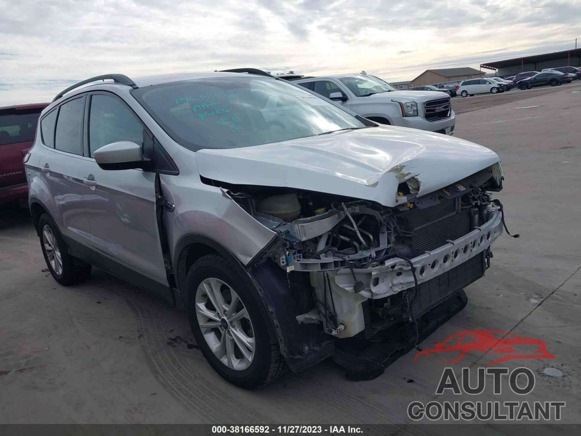 FORD ESCAPE 2018 - 1FMCU0GD2JUB46061