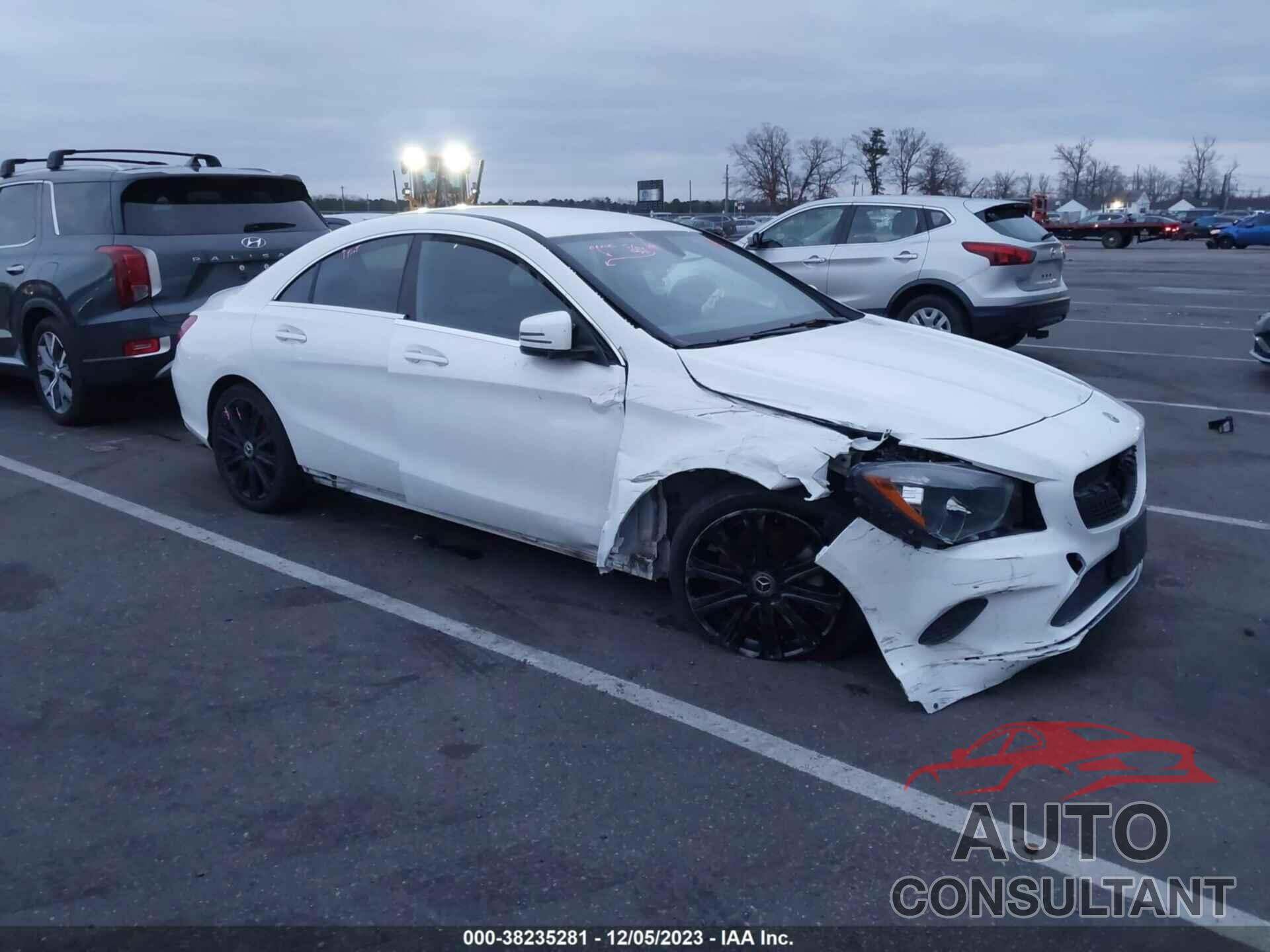 MERCEDES-BENZ CLA 2018 - WDDSJ4GB0JN691836