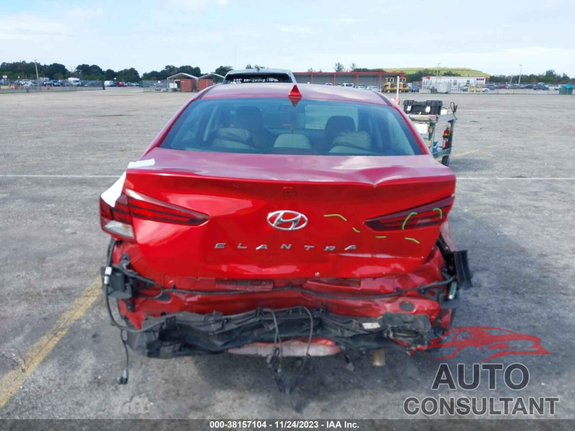 HYUNDAI ELANTRA 2020 - 5NPD84LF6LH569931