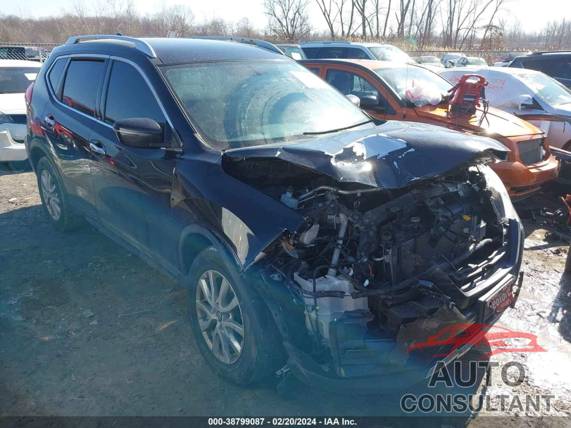 NISSAN ROGUE 2018 - KNMAT2MV6JP616727