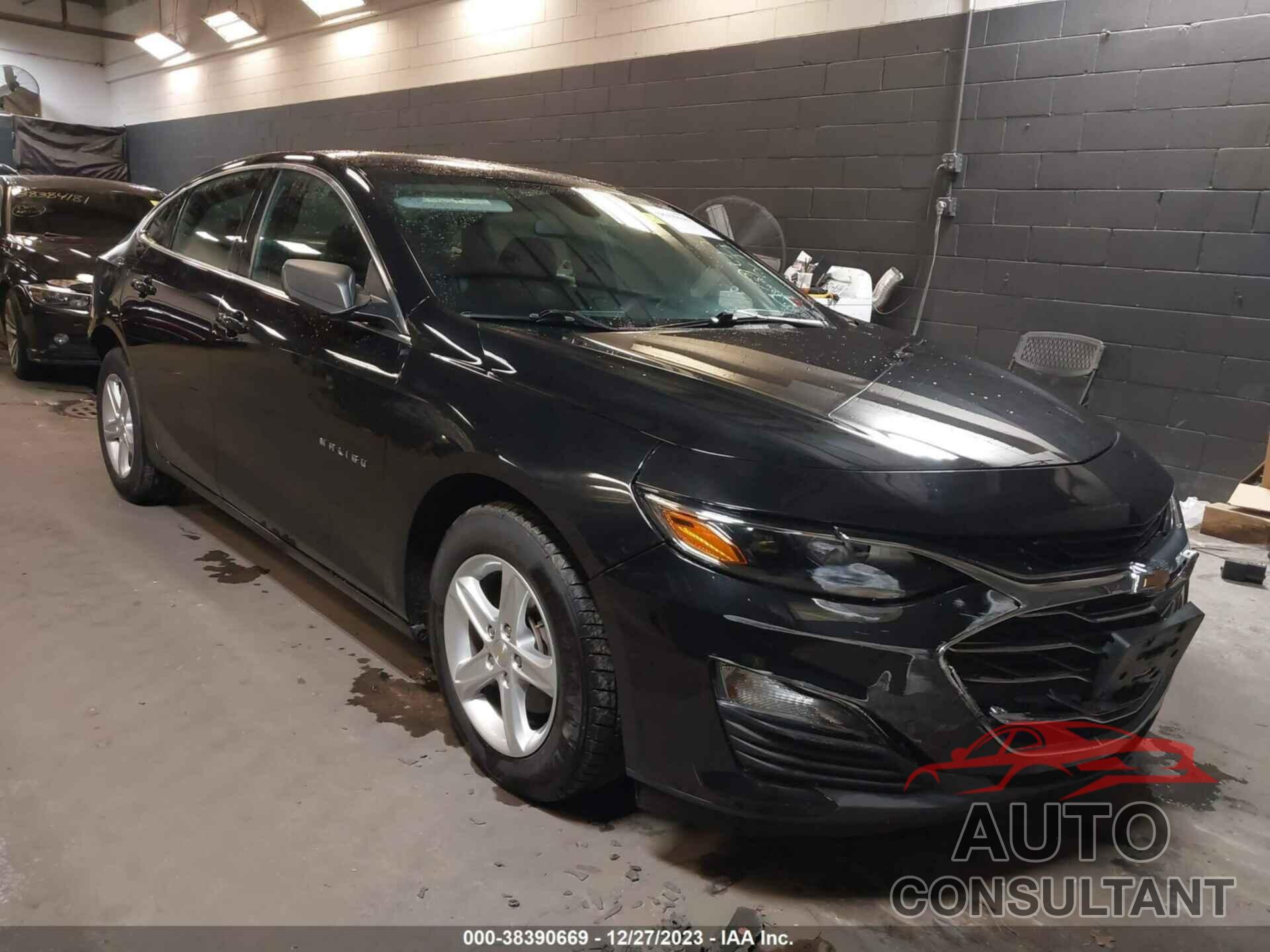 CHEVROLET MALIBU 2020 - 1G1ZB5ST2LF080076