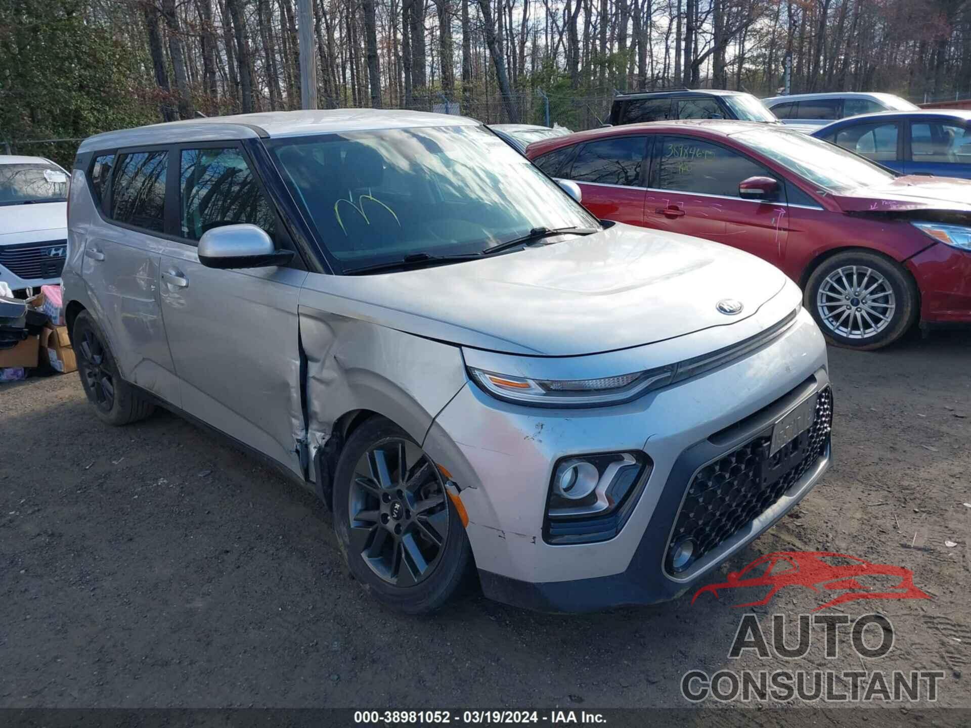 KIA SOUL 2020 - KNDJ33AU4L7728785