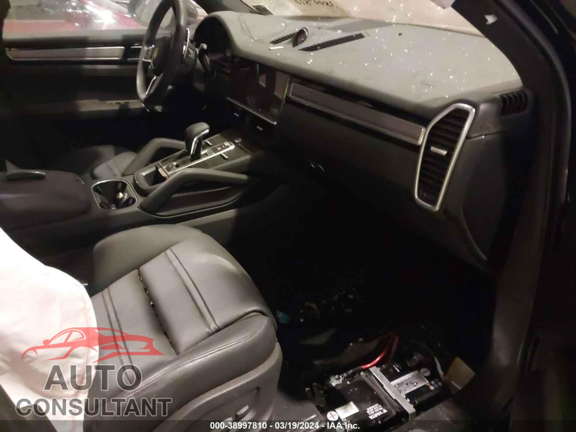 PORSCHE CAYENNE 2023 - WP1AA2AY7PDA01066