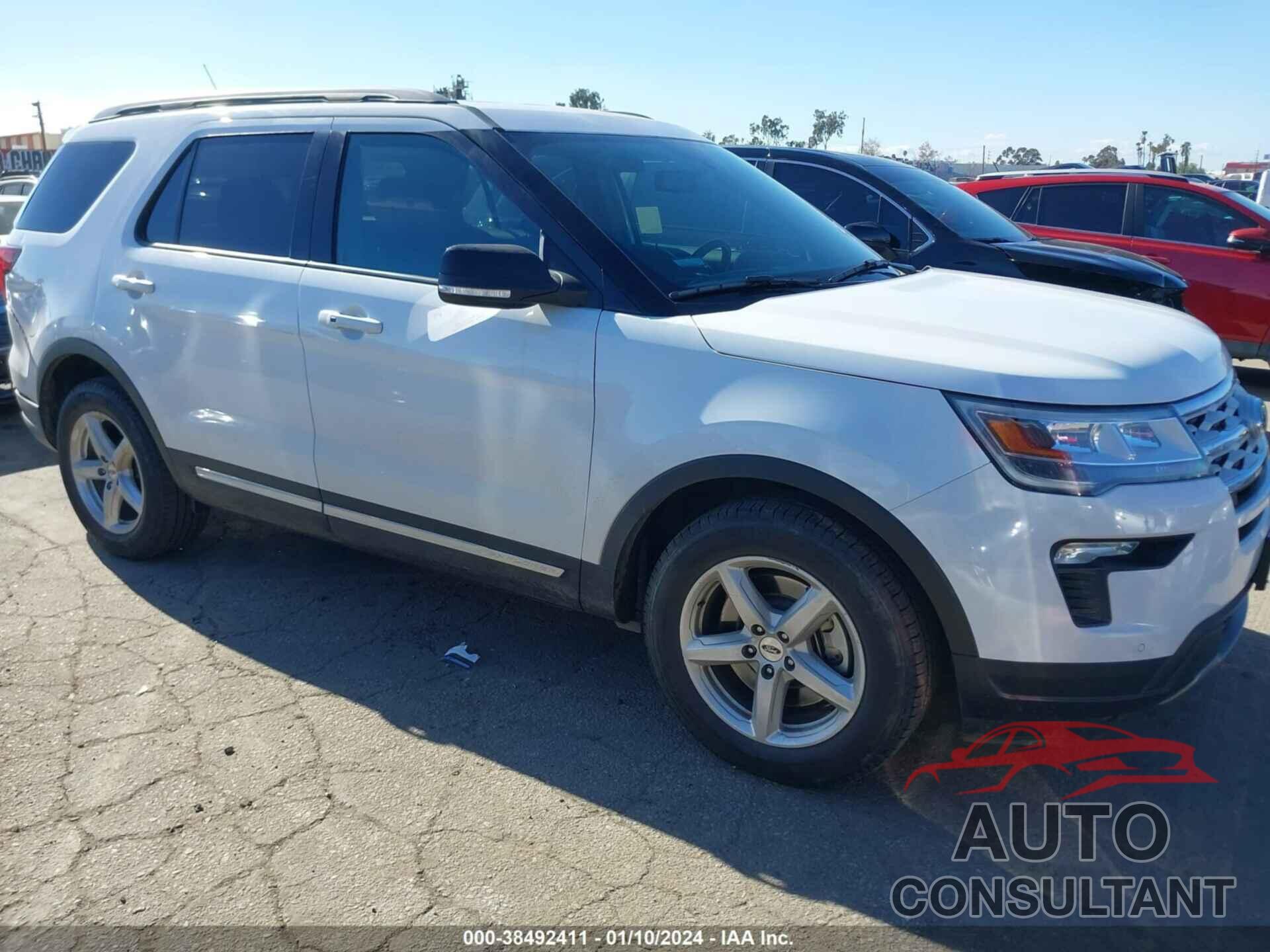 FORD EXPLORER 2018 - 1FM5K7D85JGC55143