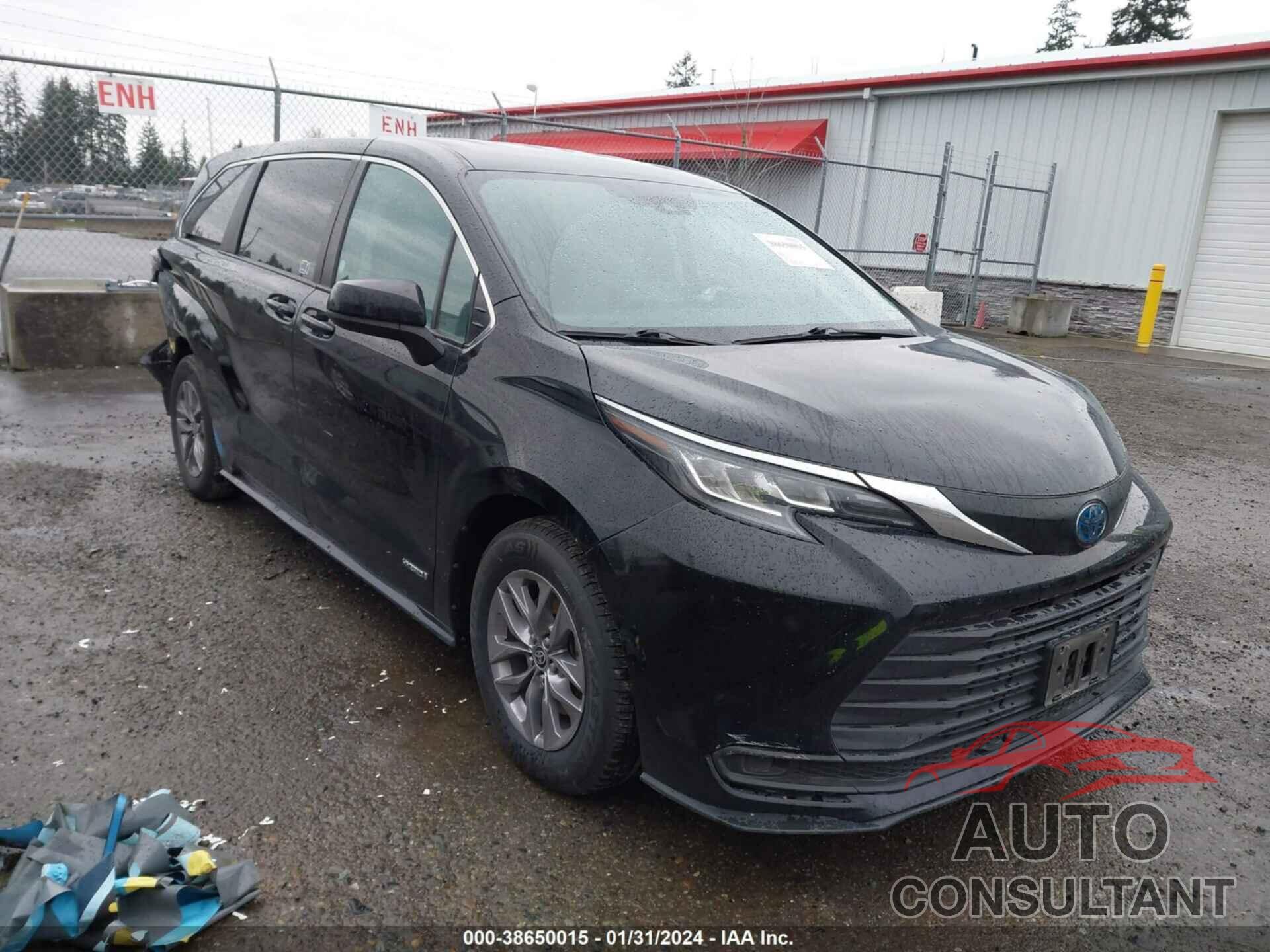 TOYOTA SIENNA 2021 - 5TDKRKEC6MS029518