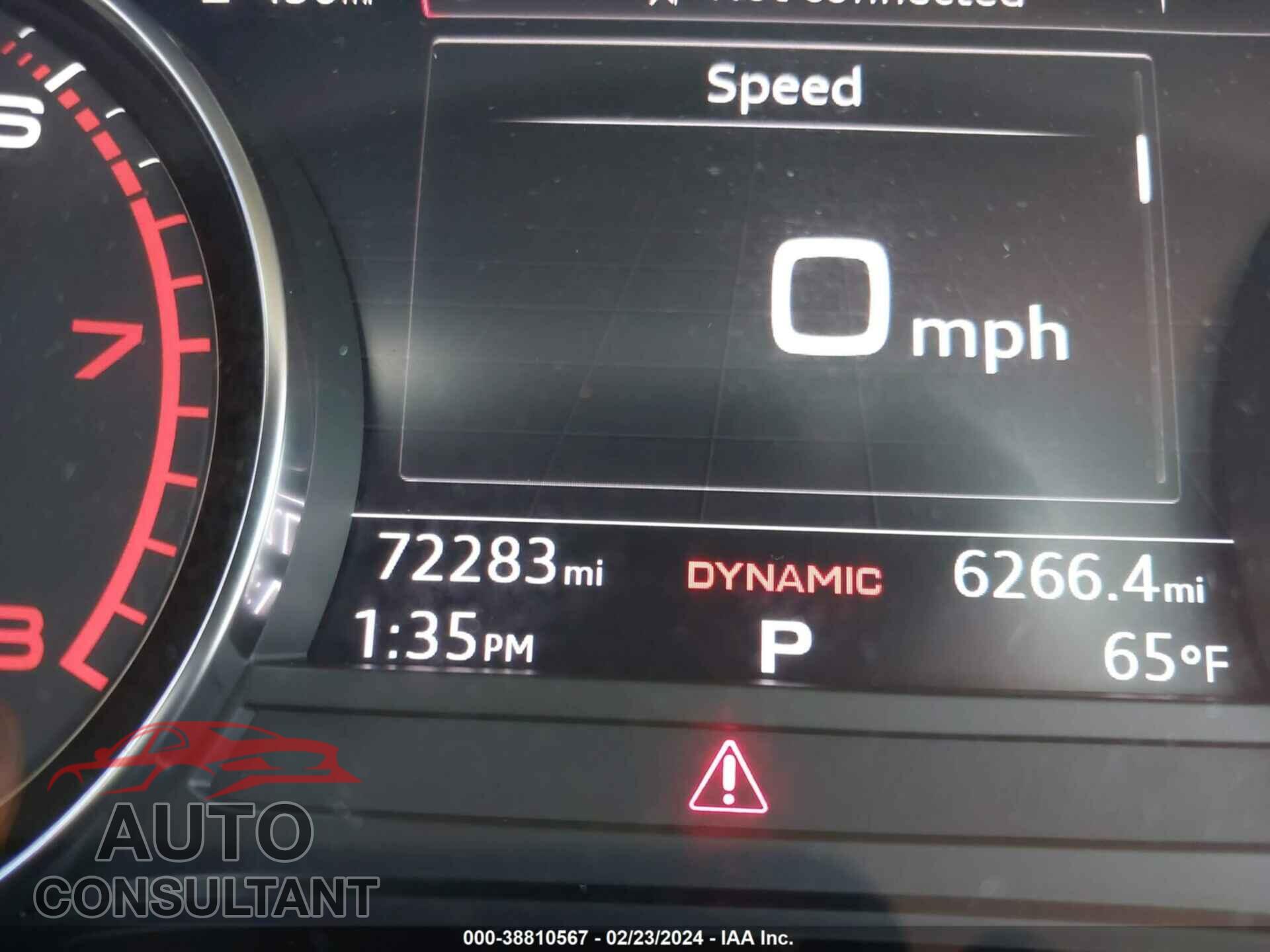 AUDI A4 2018 - WAULMAF44JN011683