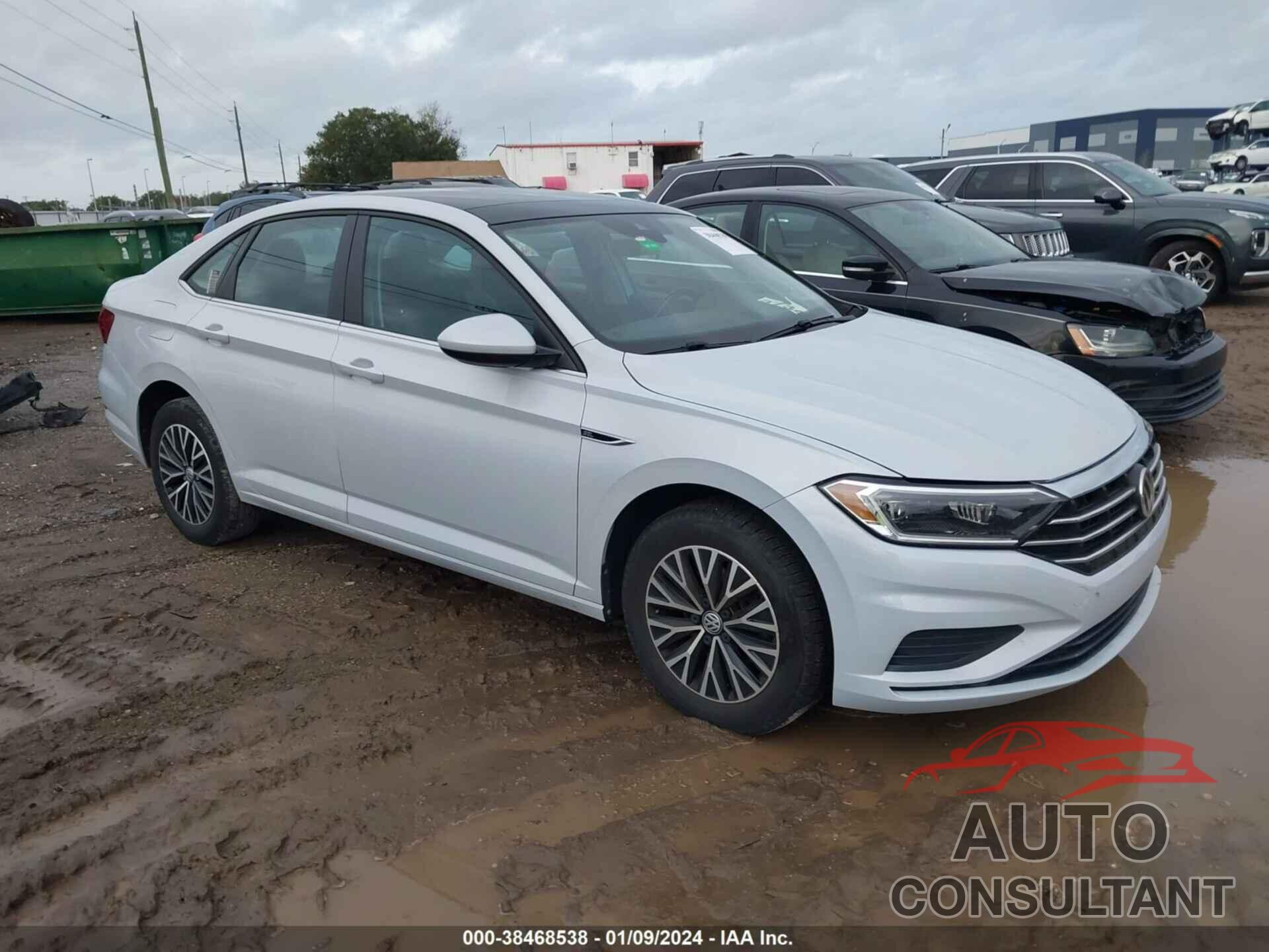 VOLKSWAGEN JETTA 2019 - 3VWE57BU0KM096385