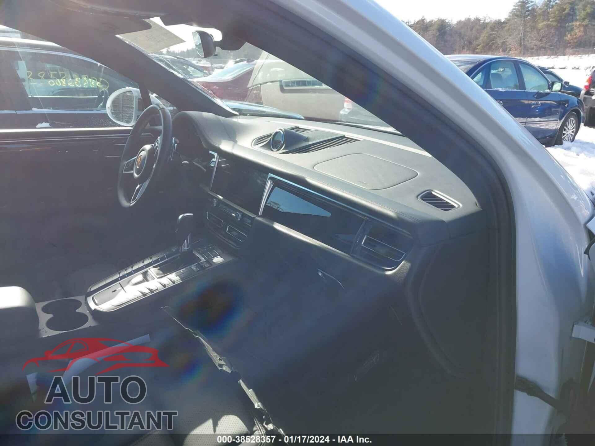 PORSCHE MACAN 2021 - WP1AA2A57MLB14930